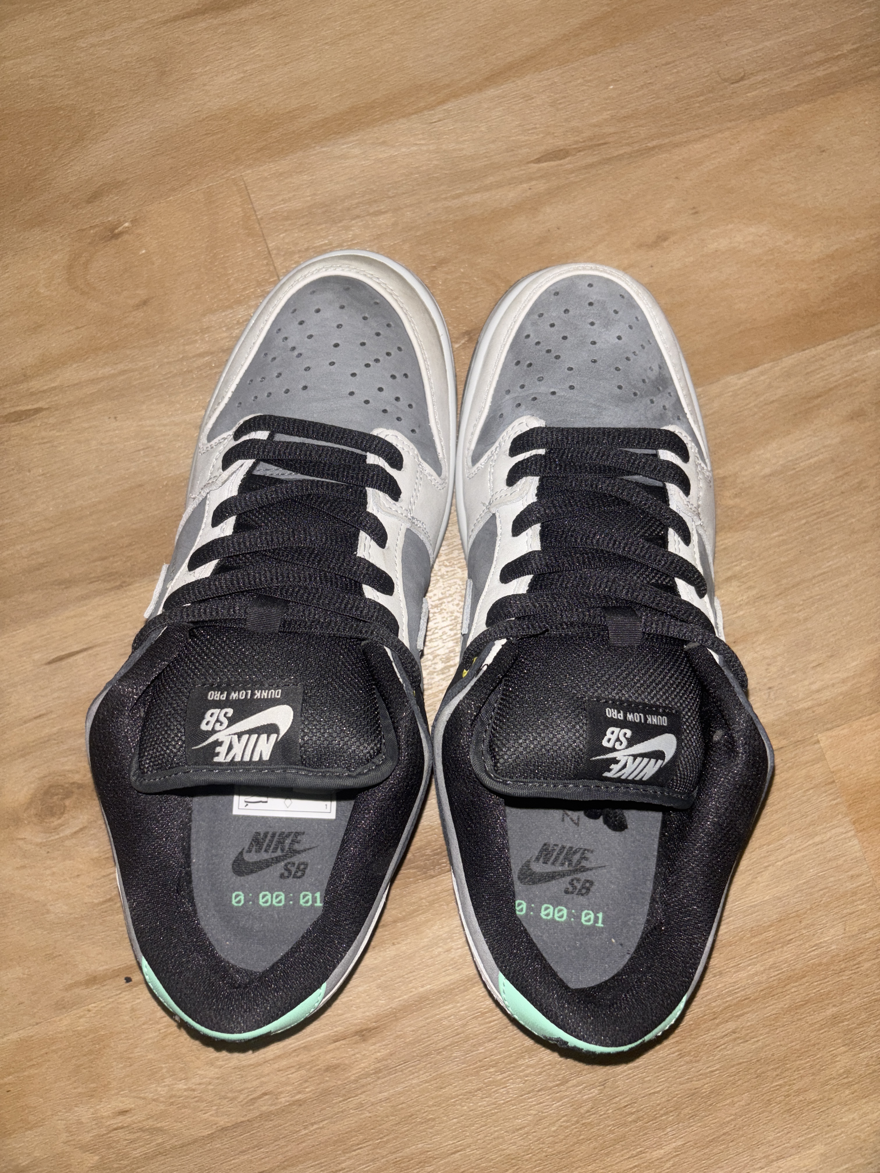 Nike SB Dunk Low VX1000 (2021) photo 3