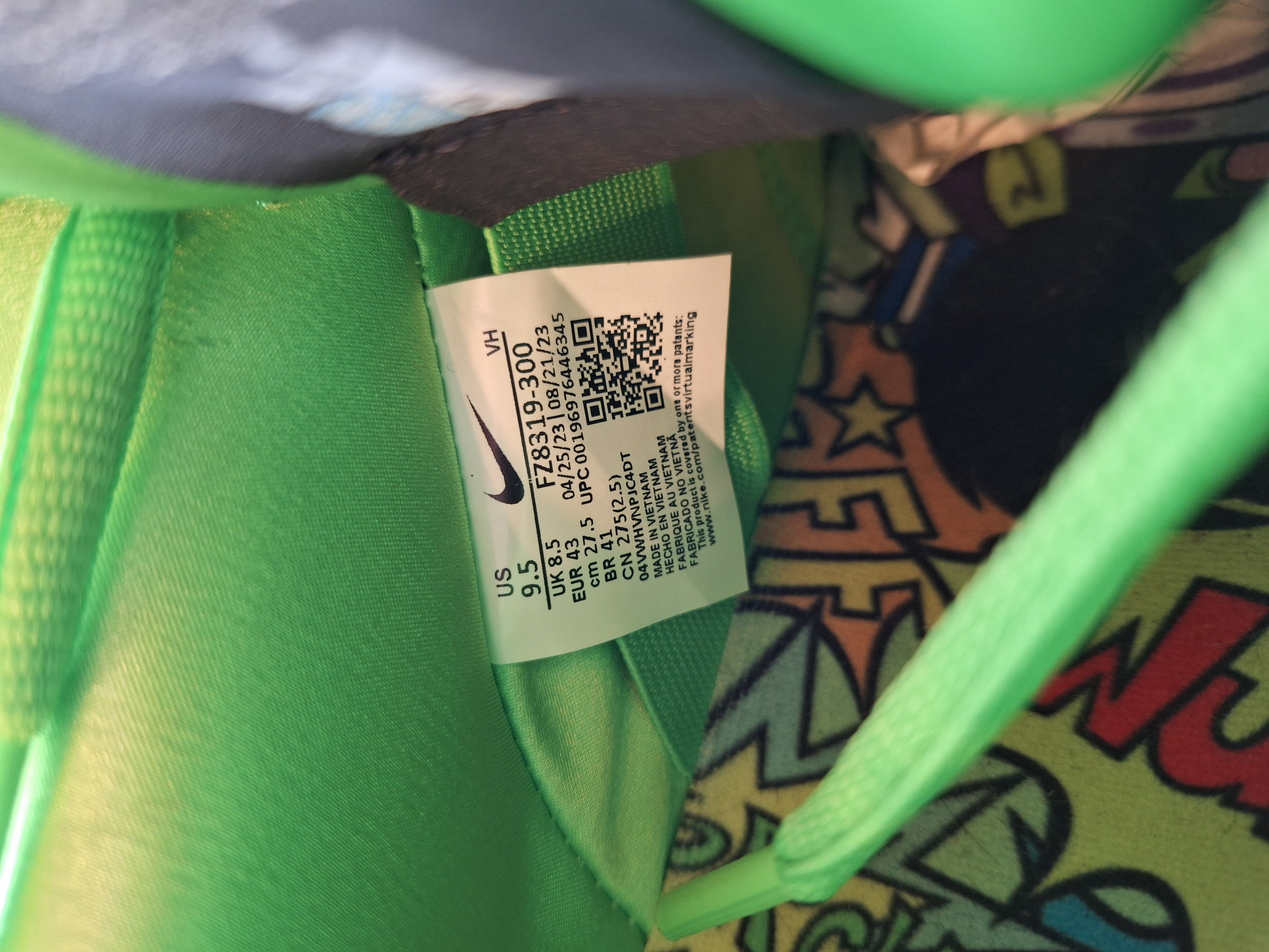 Nike SB x The Powerpuff Girls Dunk Low 'Buttercup' (2023) photo 6
