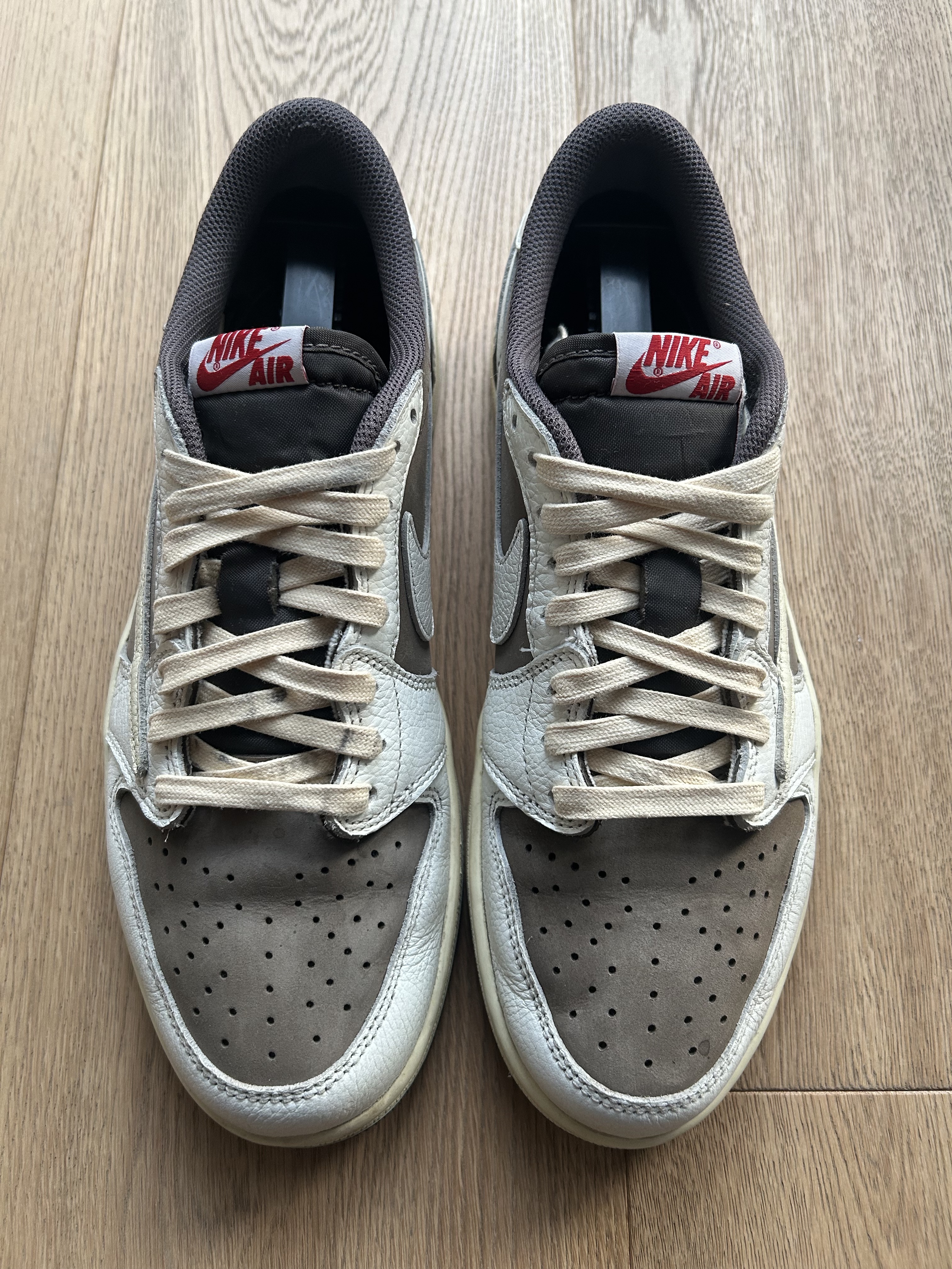 Air Jordan 1 x Travis Scott Low 'Reverse Mocha' (2022) photo 3