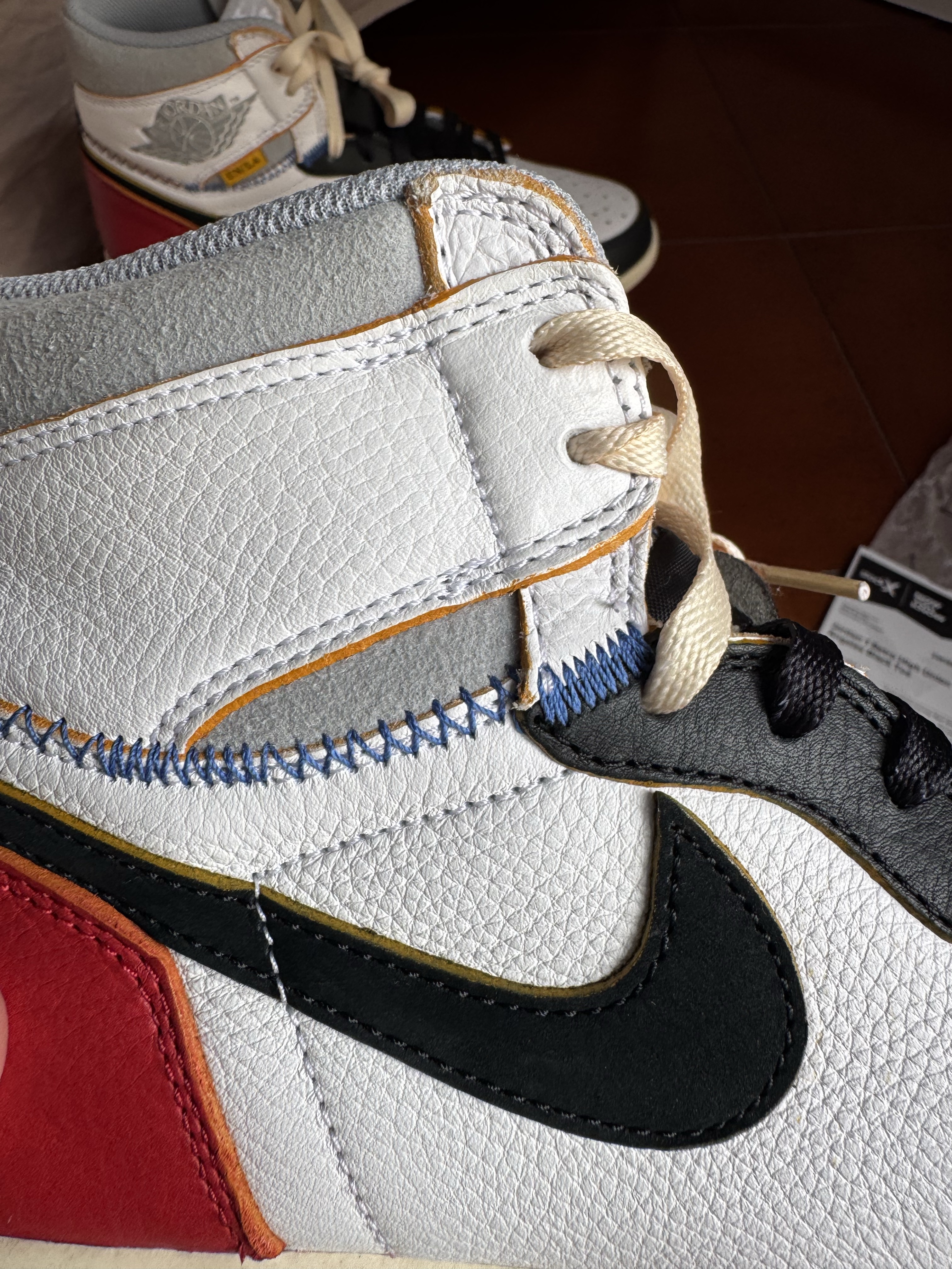 Air Jordan x Union LA 1 Retro High OG Varsity Red (2018) photo 9