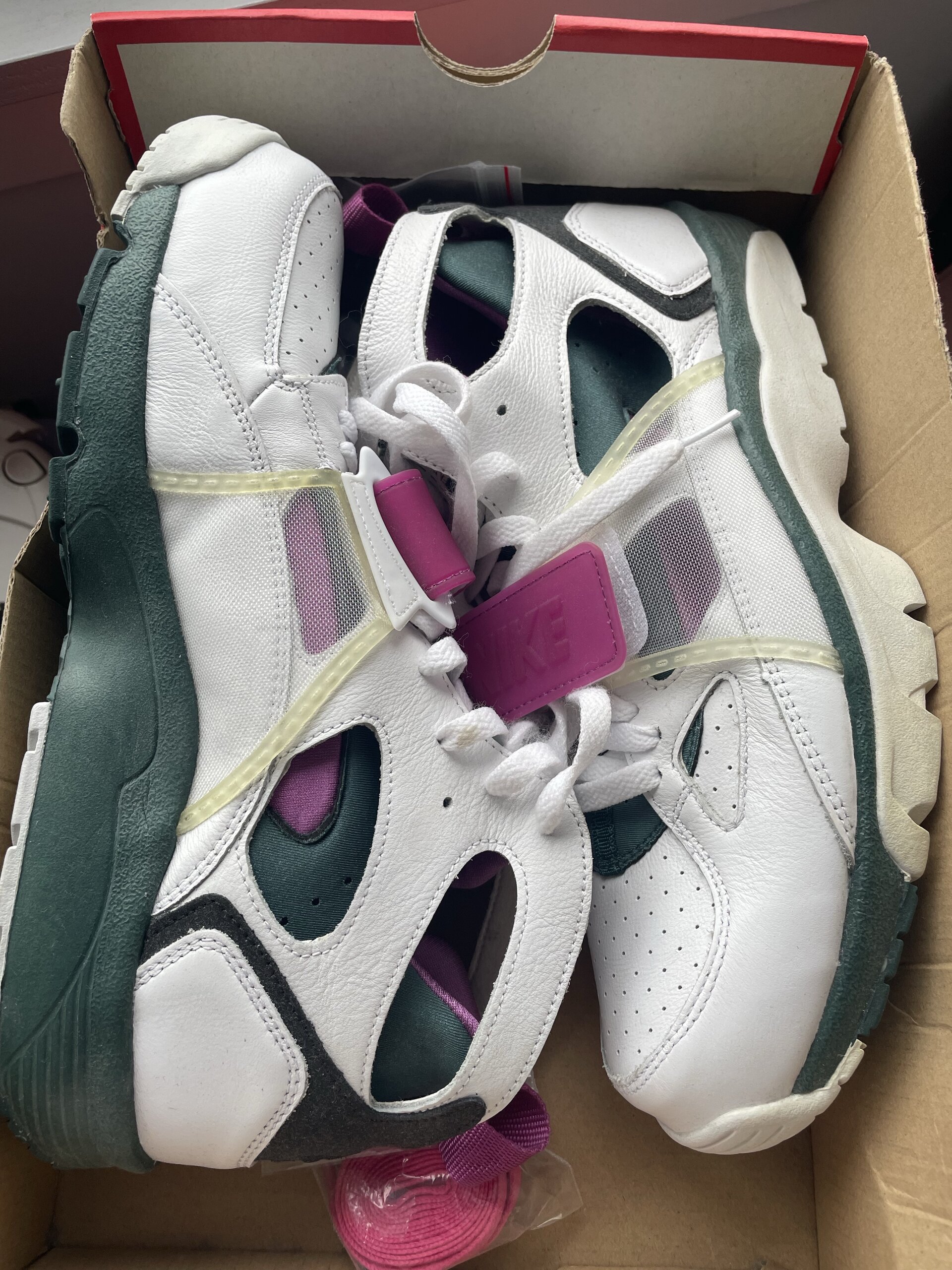 Nike Air Trainer Huarache Berry photo 1