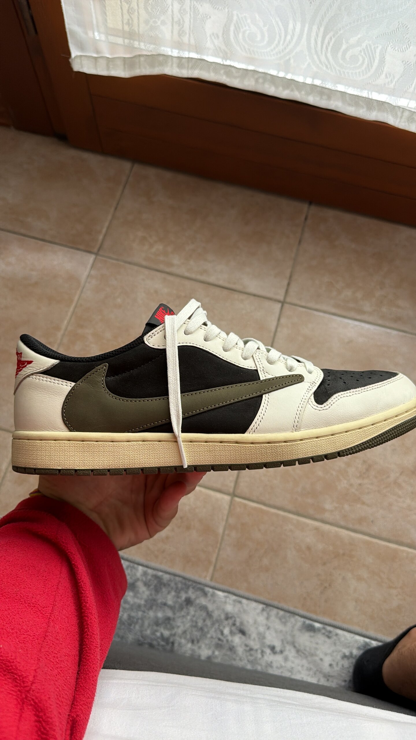 Air Jordan x Travis Scott 1 Low OG SP WMNS 'Olive' (2023) photo 8