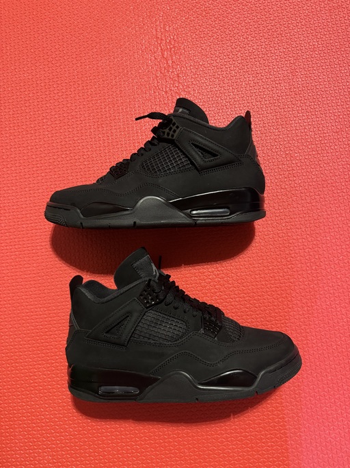 Air Jordan 4 Retro 'Black Cat' (2025)