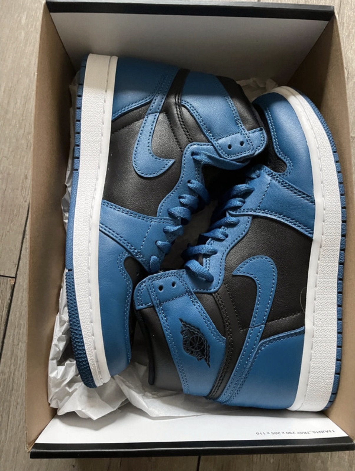 Air Jordan 1 Retro High OG 'Dark Marina Blue' (2022) photo 9