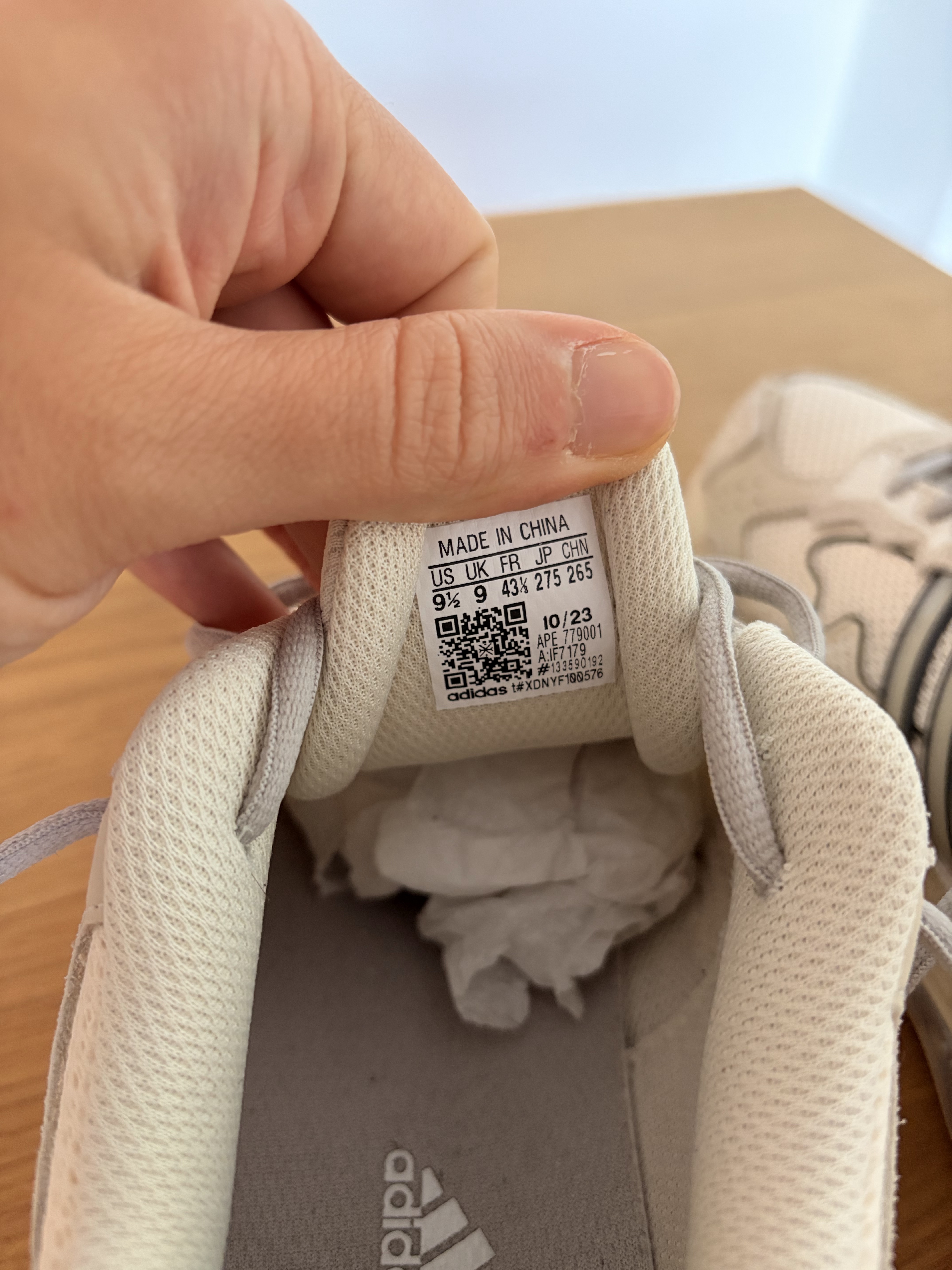 Adidas x Bad Bunny Response CL 'Wonder White' (2024) photo 9
