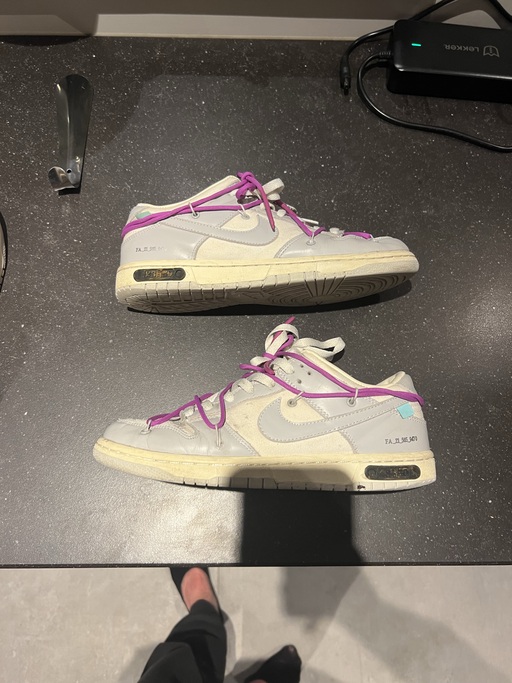 Nike x Off-White Dunk Low Lot 28 (2021)