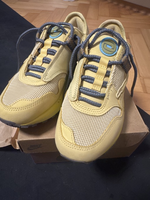 Nike x Travis Scott Cactus Jack Air Max 1 'Saturn Gold' (2022)
