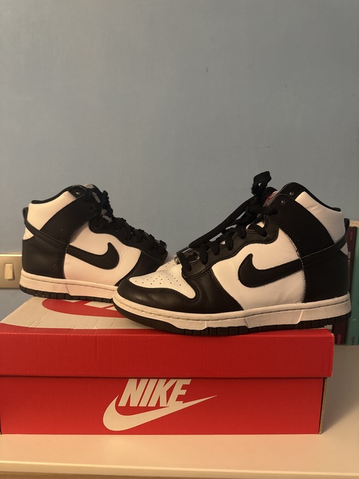 Nike Dunk High 'Panda'