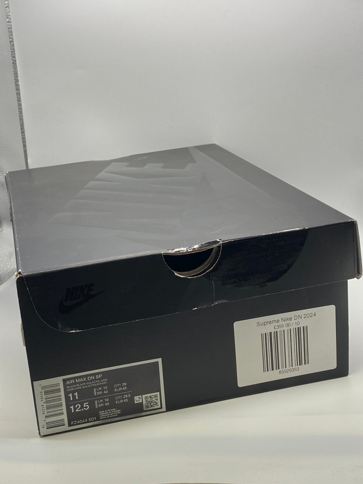 Nike x Supreme Air Max DN 'Black' (2024) photo 7