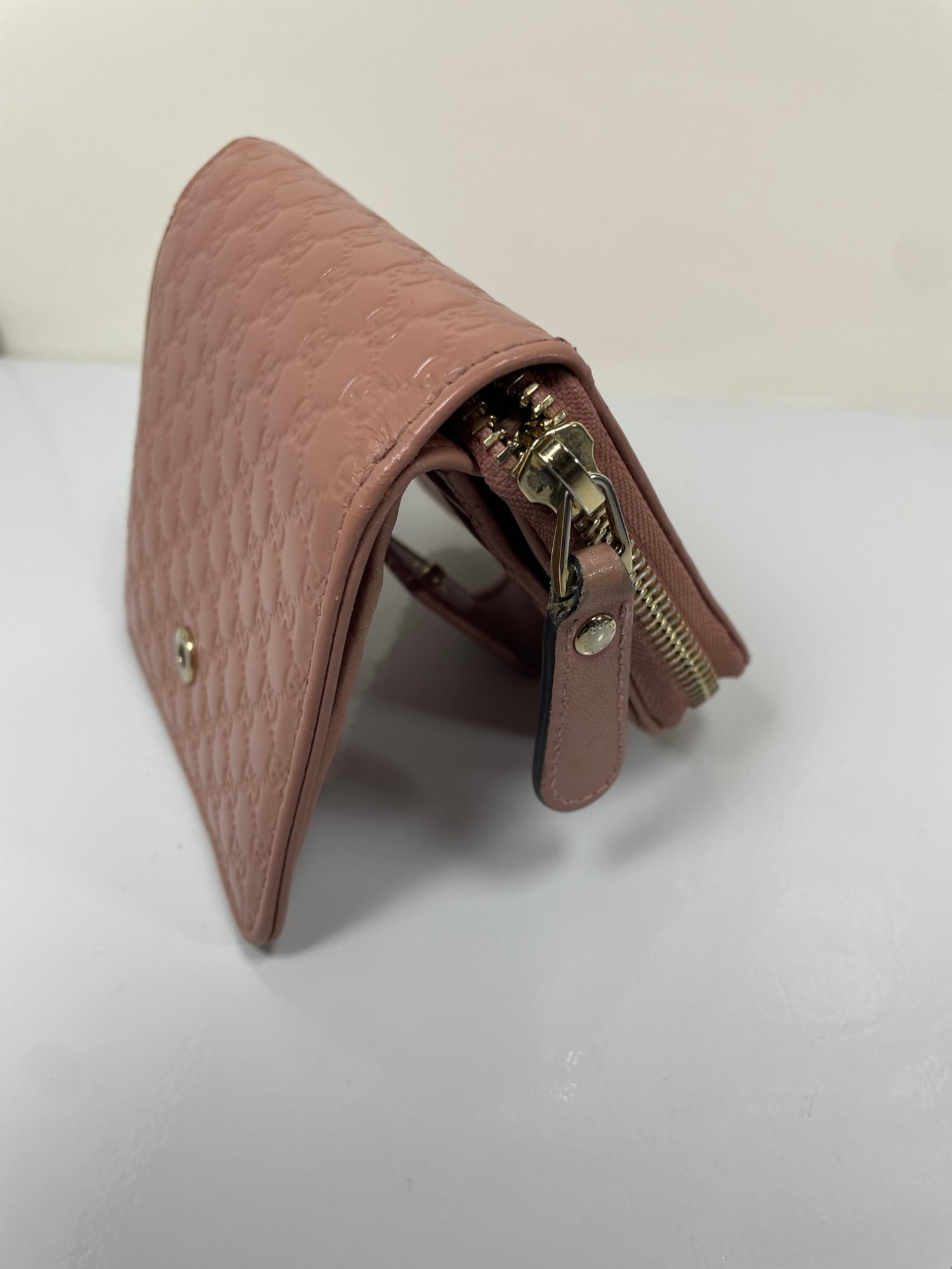 Gucci Microguccissima Compact Wallet photo 4