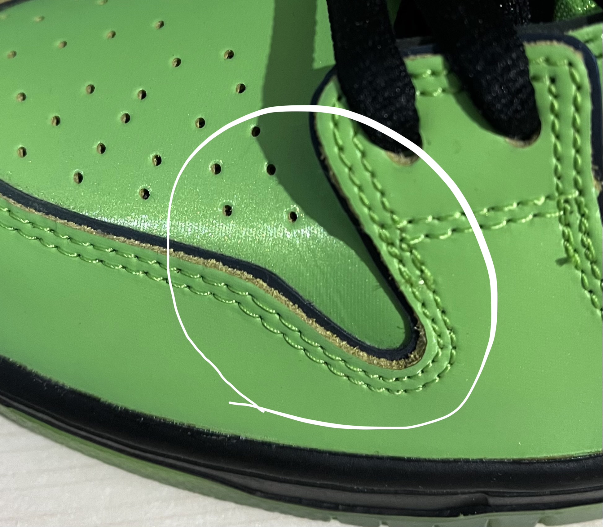 Nike SB x The Powerpuff Girls Dunk Low 'Buttercup' (2023) photo 10