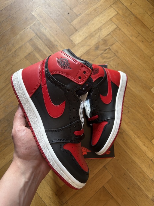 Air Jordan 1 High ’85 'Bred' (2025)