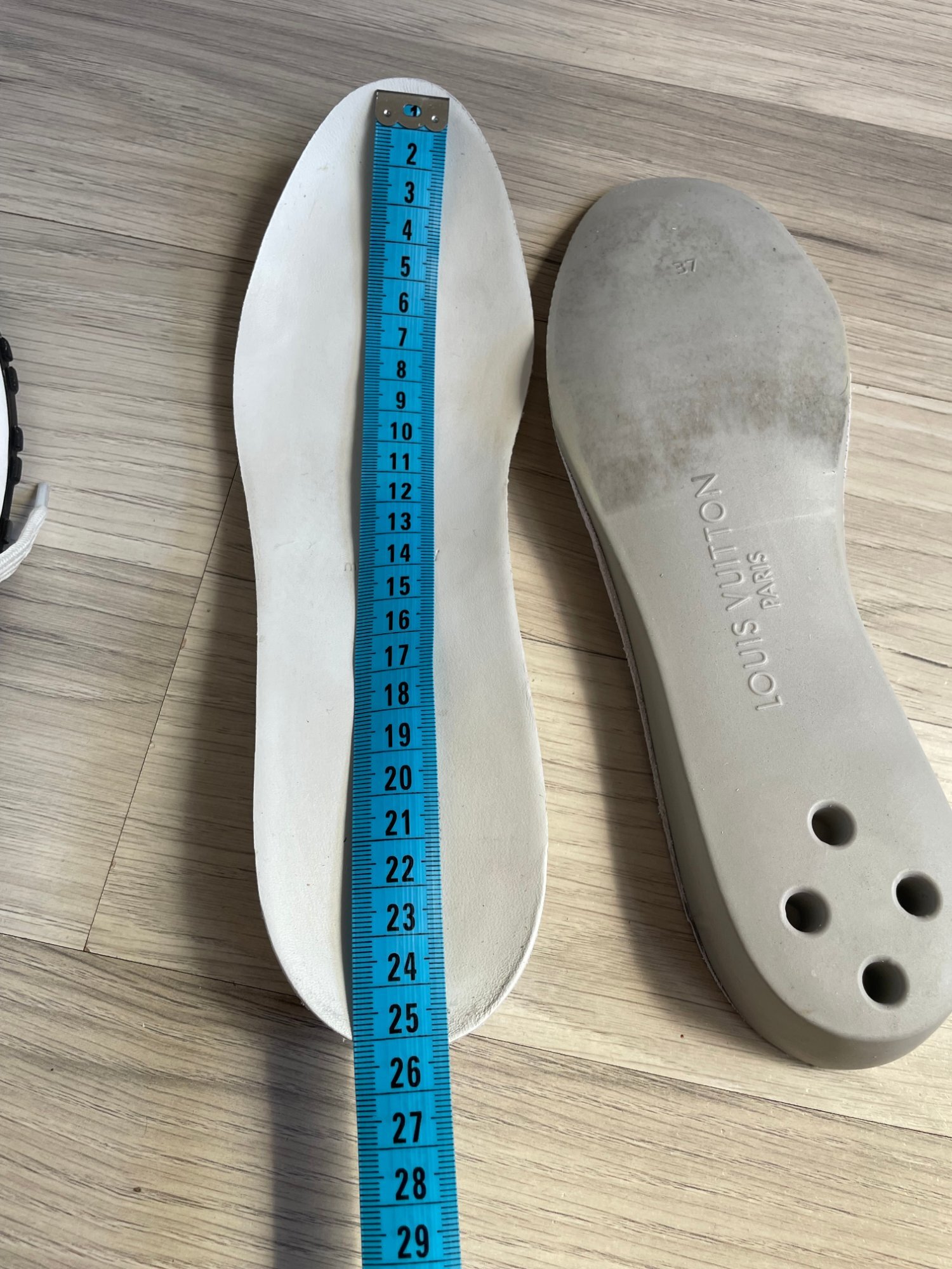 Louis Vuitton Run Away Sneaker Monogram White photo 10