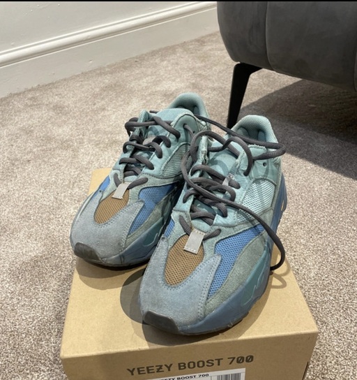 Yeezy Boost 700 Fade Azure (2021)