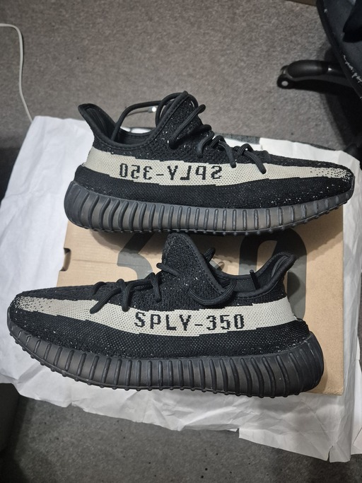 Yeezy Boost 350 V2 'Oreo'