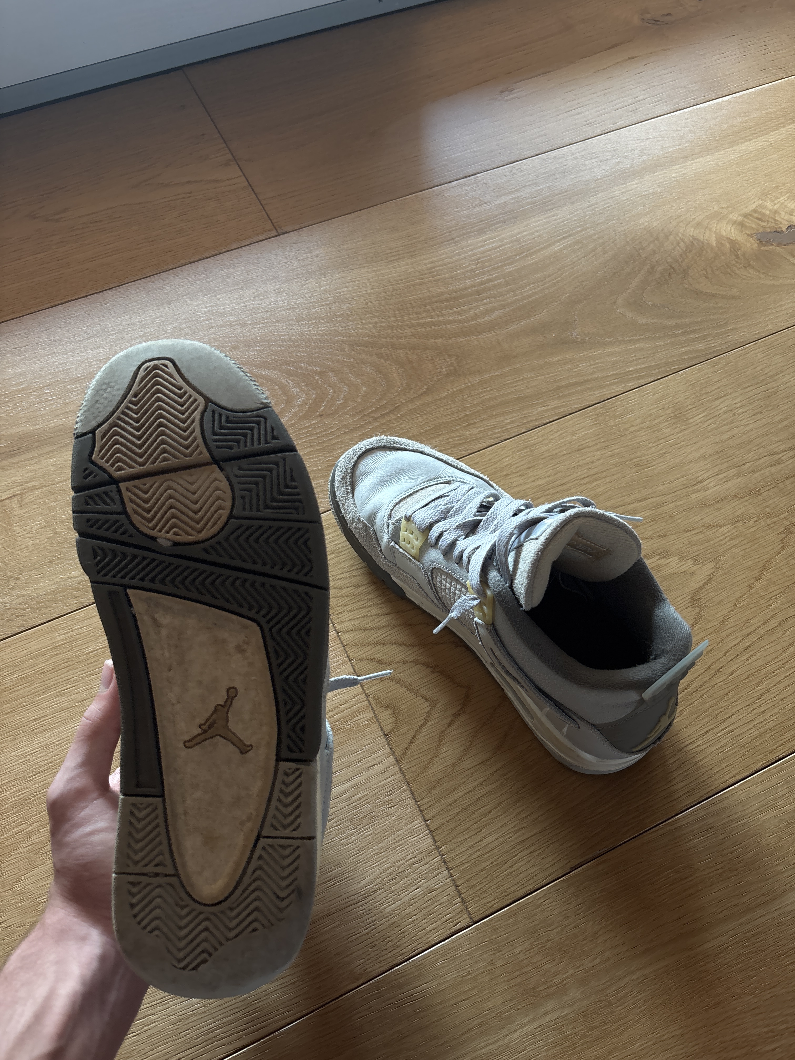 Air Jordan 4 Retro SE 'Craft Photon Dust' (2023) photo 4