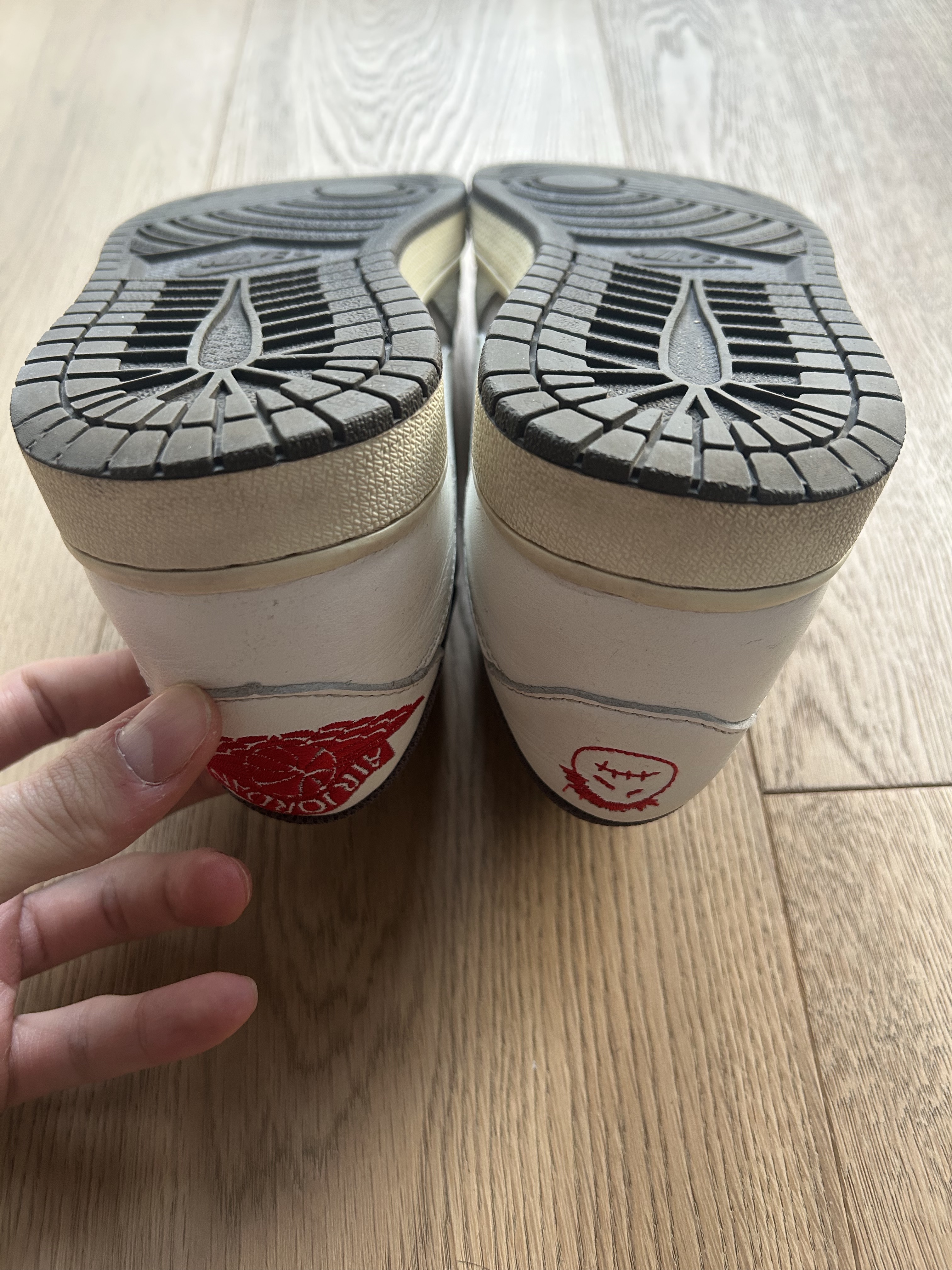 Air Jordan 1 x Travis Scott Low 'Reverse Mocha' (2022) photo 10