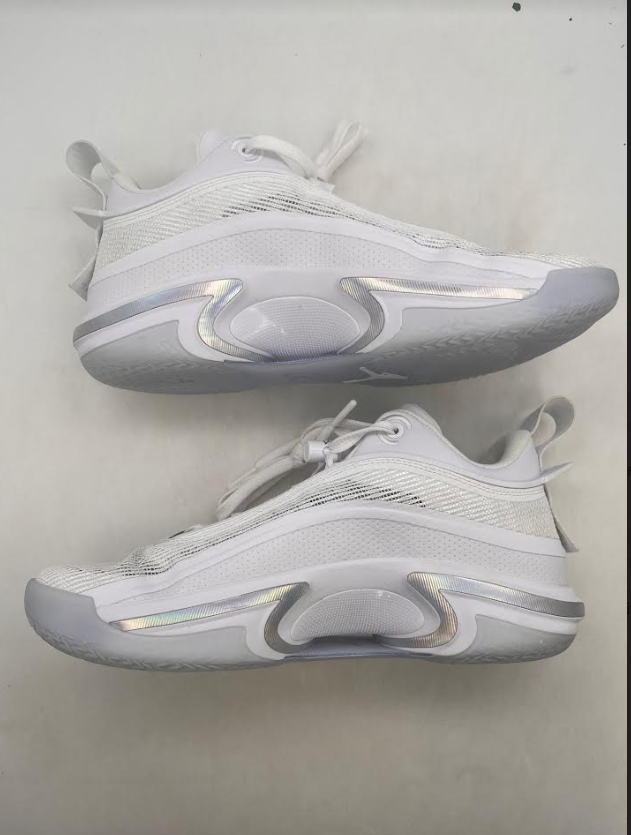 Air Jordan 36 Low Pure Money (2022) photo 3