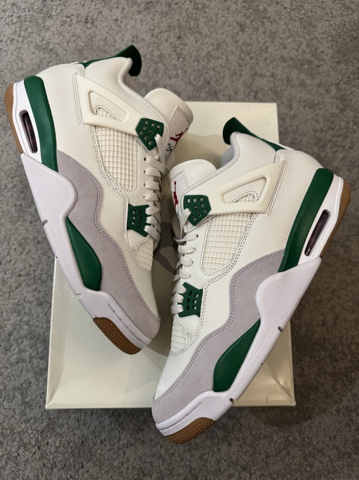 Air Jordan x Nike SB 4 'Pine Green' (2023)