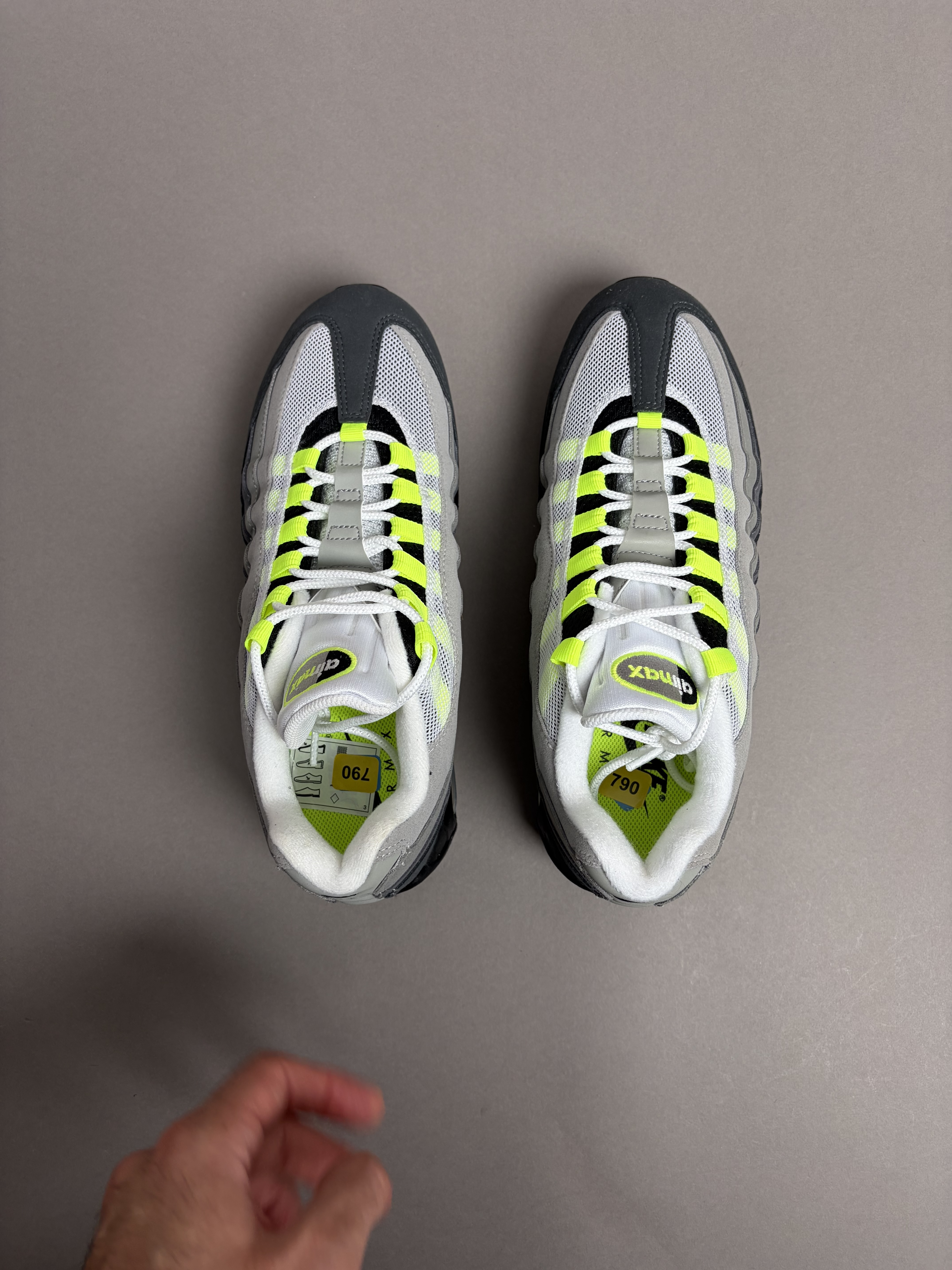Nike Air Max 95 'Neon' (2025/2026) photo 3
