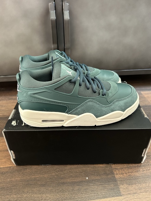Air Jordan 4 RM WMNS 'Oxidized Green' (2024)