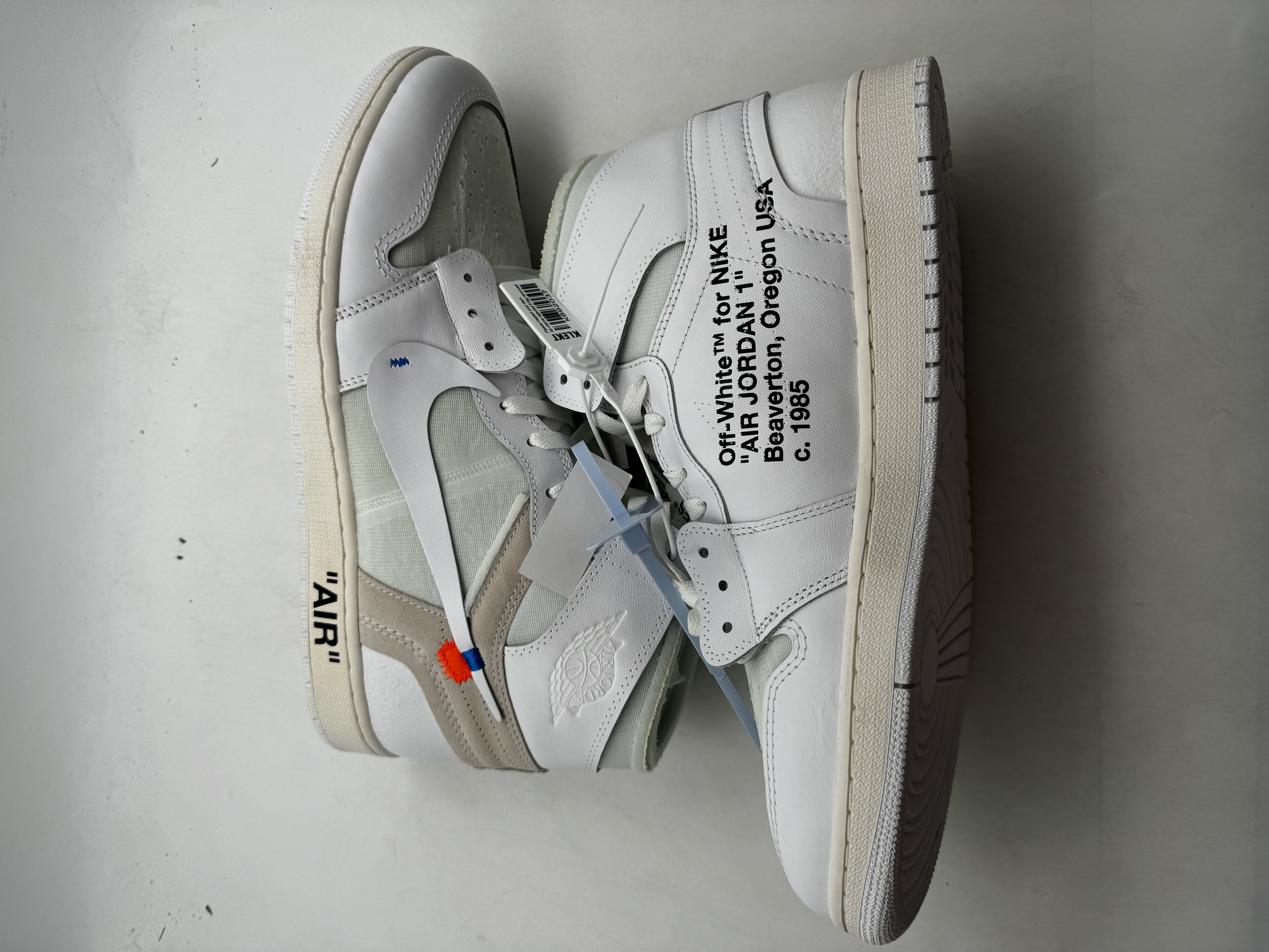 Air Jordan x Off-White 1 Retro High White (2018) photo 2
