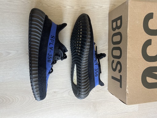Yeezy Boost 350 V2 'Dazzling Blue' (2022)