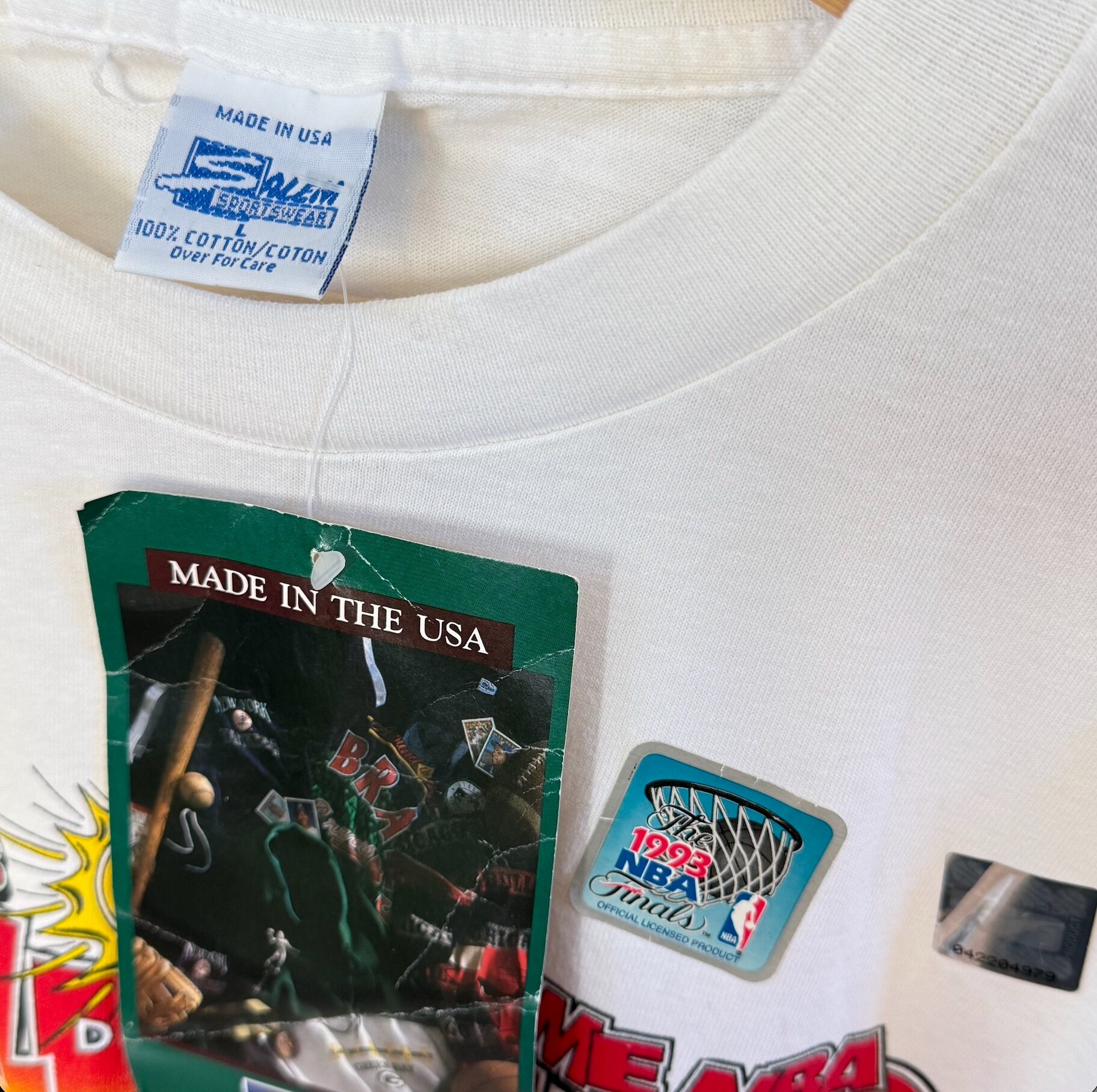 Salem Sportswear Chicago Bulls 1993 NBA World Champs Caricature T-Shirt photo 4