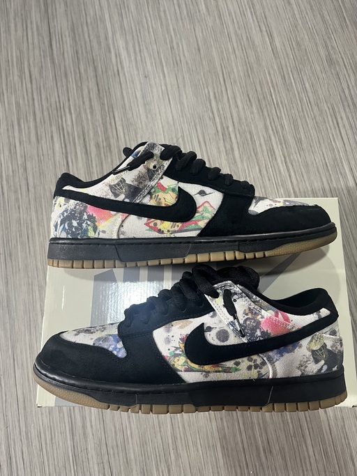 Nike SB x Supreme Dunk Low 'Rammellzee' (2023)