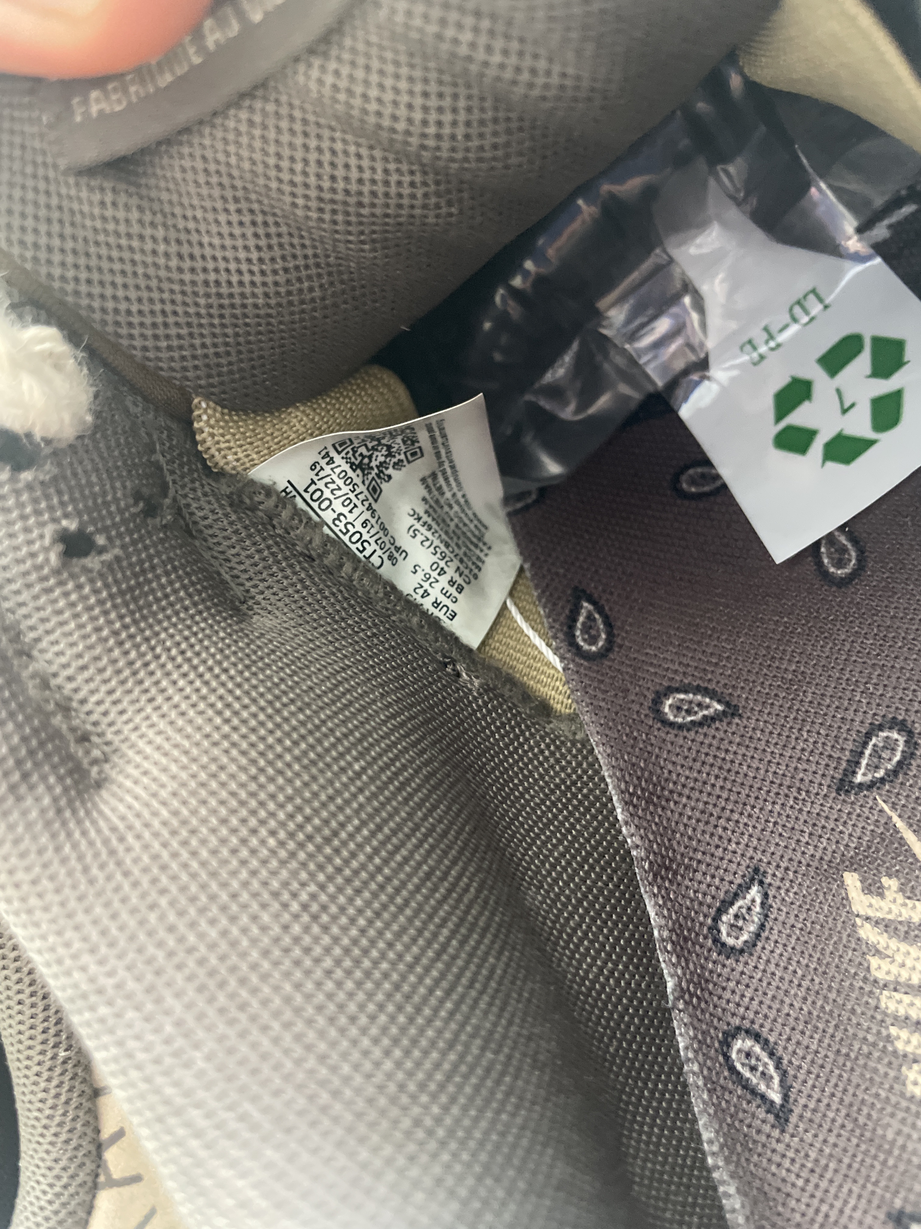 Nike SB x Travis Scott Dunk Low 'Cactus Jack' (Special Box) (2020) photo 4