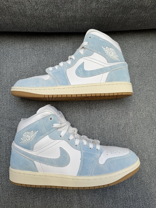 Air Jordan 1 Mid 'Denim Gum' (2025)