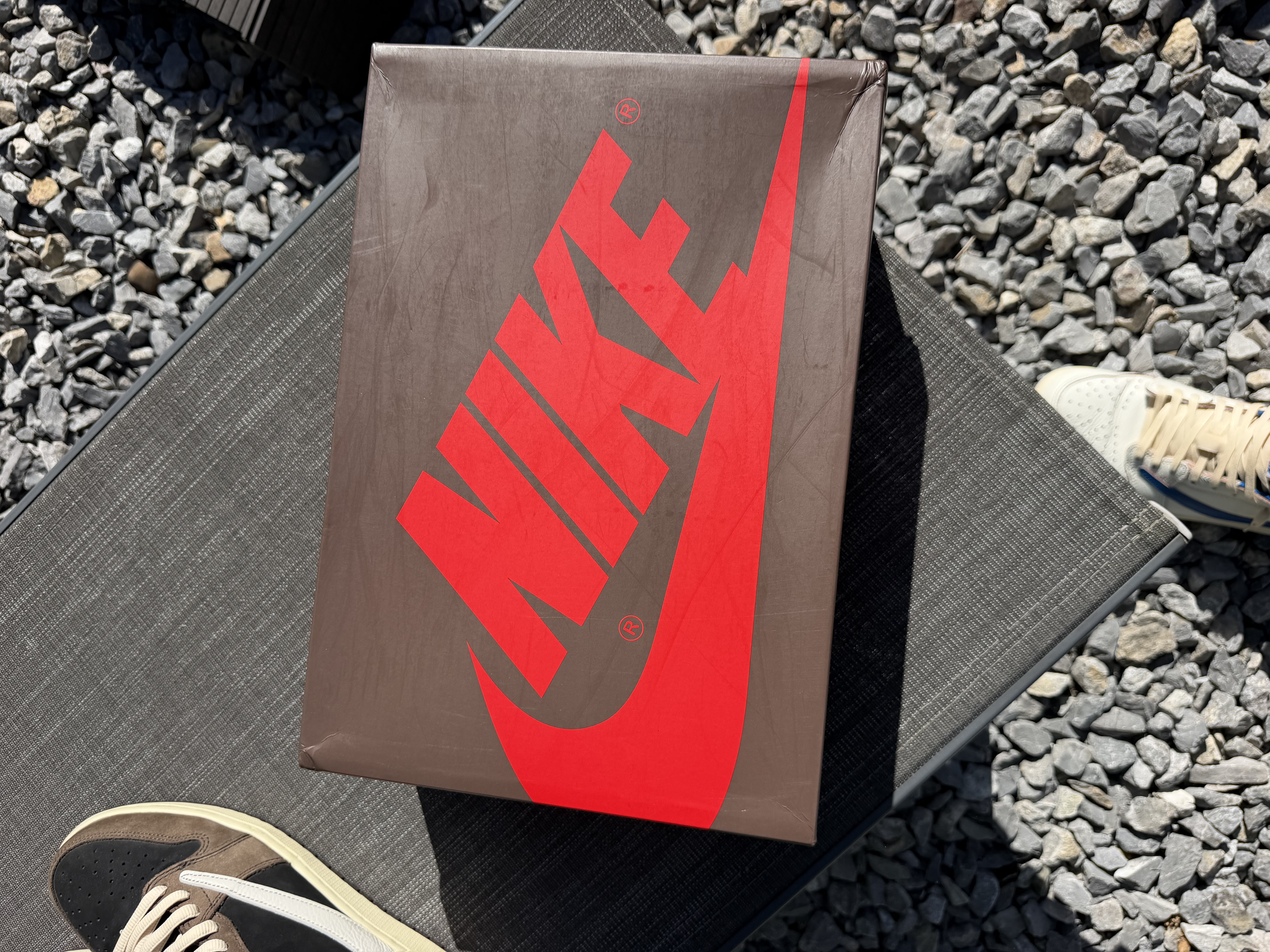 Air Jordan x Travis Scott 1 Low OG 'Dark Mocha' (2019) photo 7