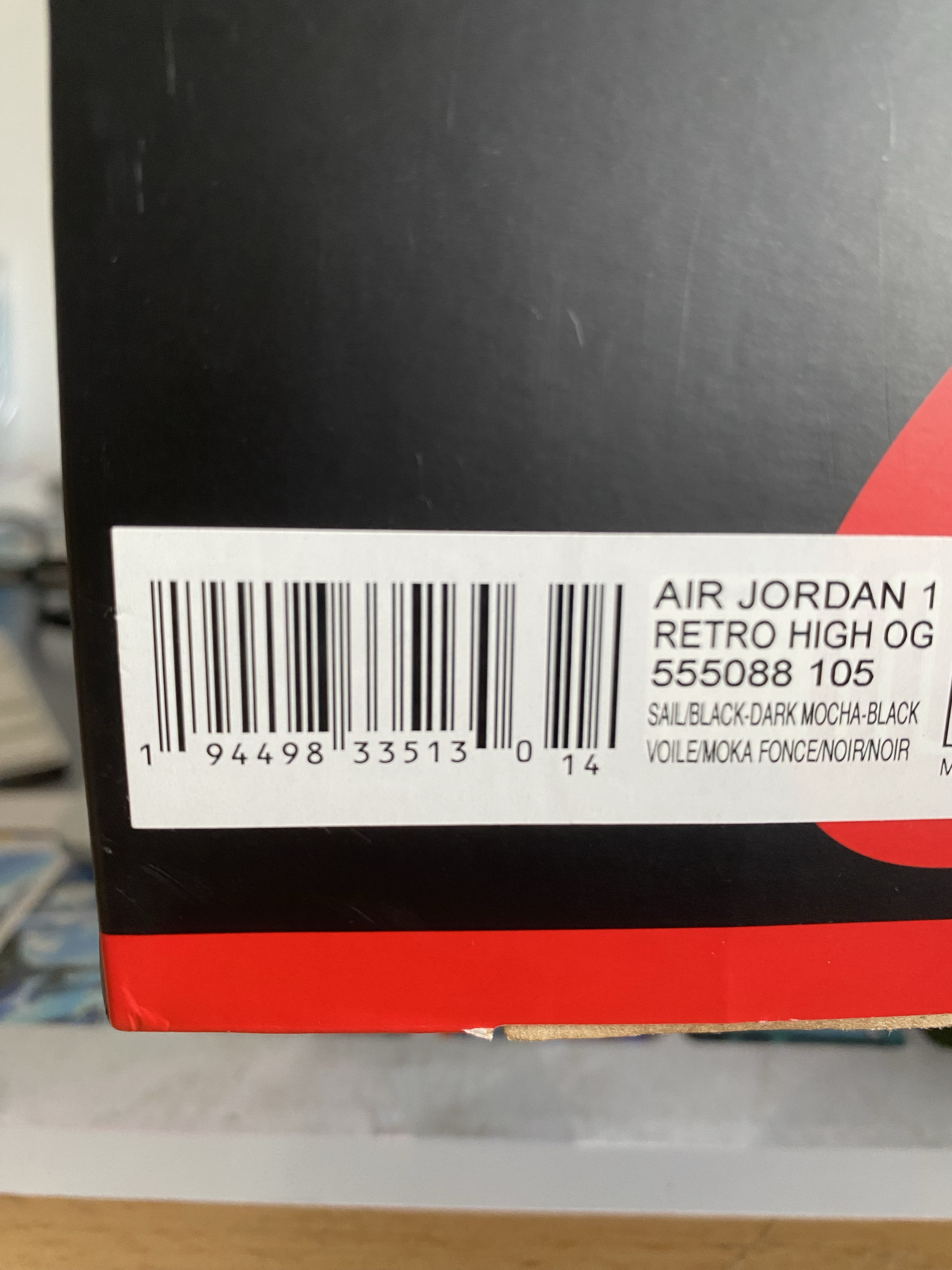 Air Jordan 1 Retro High OG 'Dark Mocha' (2020) photo 6
