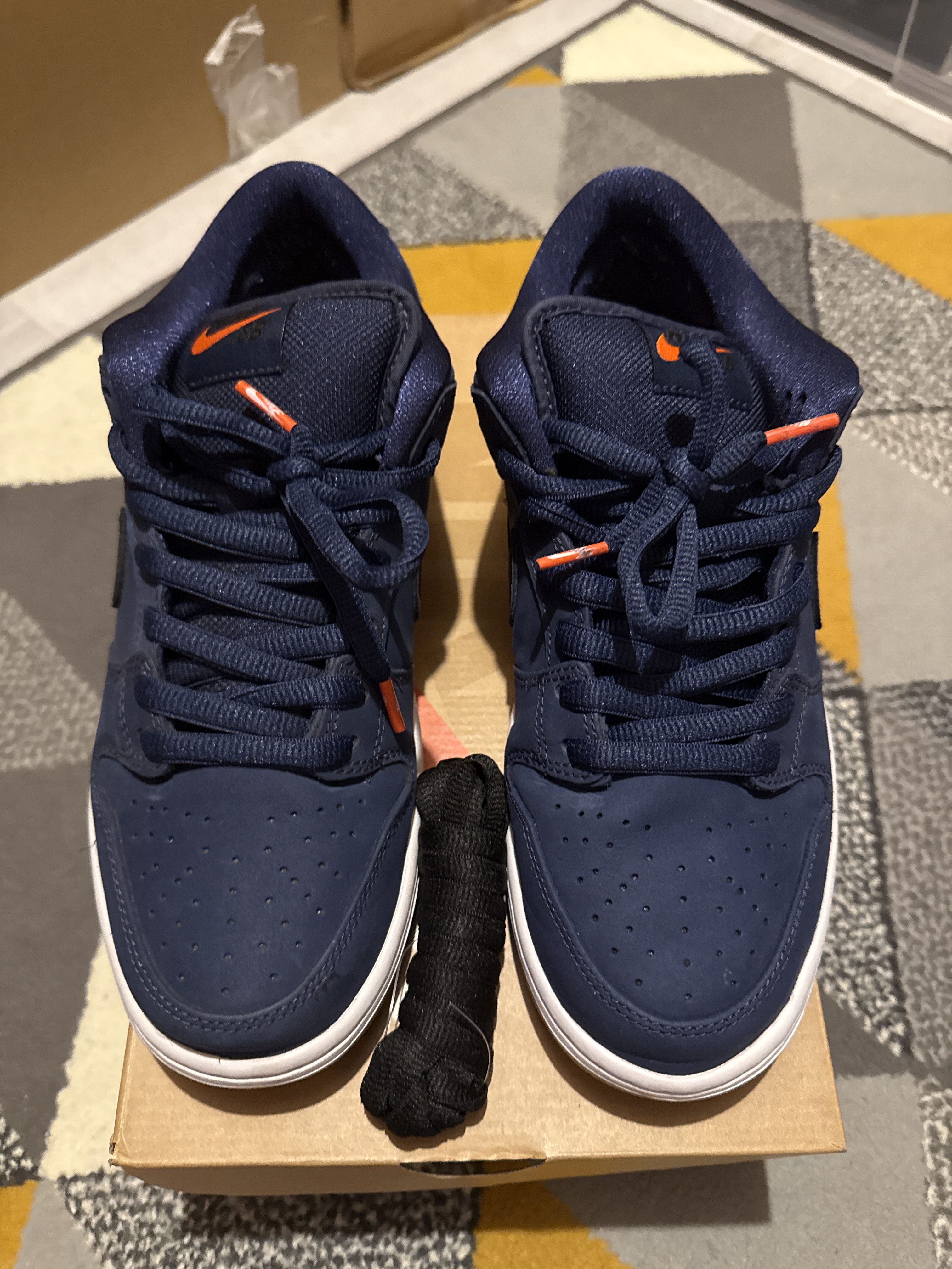 Nike SB Dunk Low Navy Black Gum (2020) photo 3