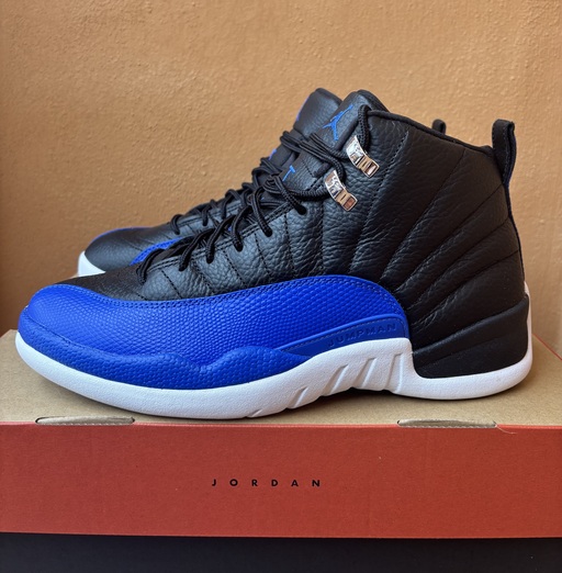 Air Jordan 12 WMNS 'Hyper Royal' (2022)