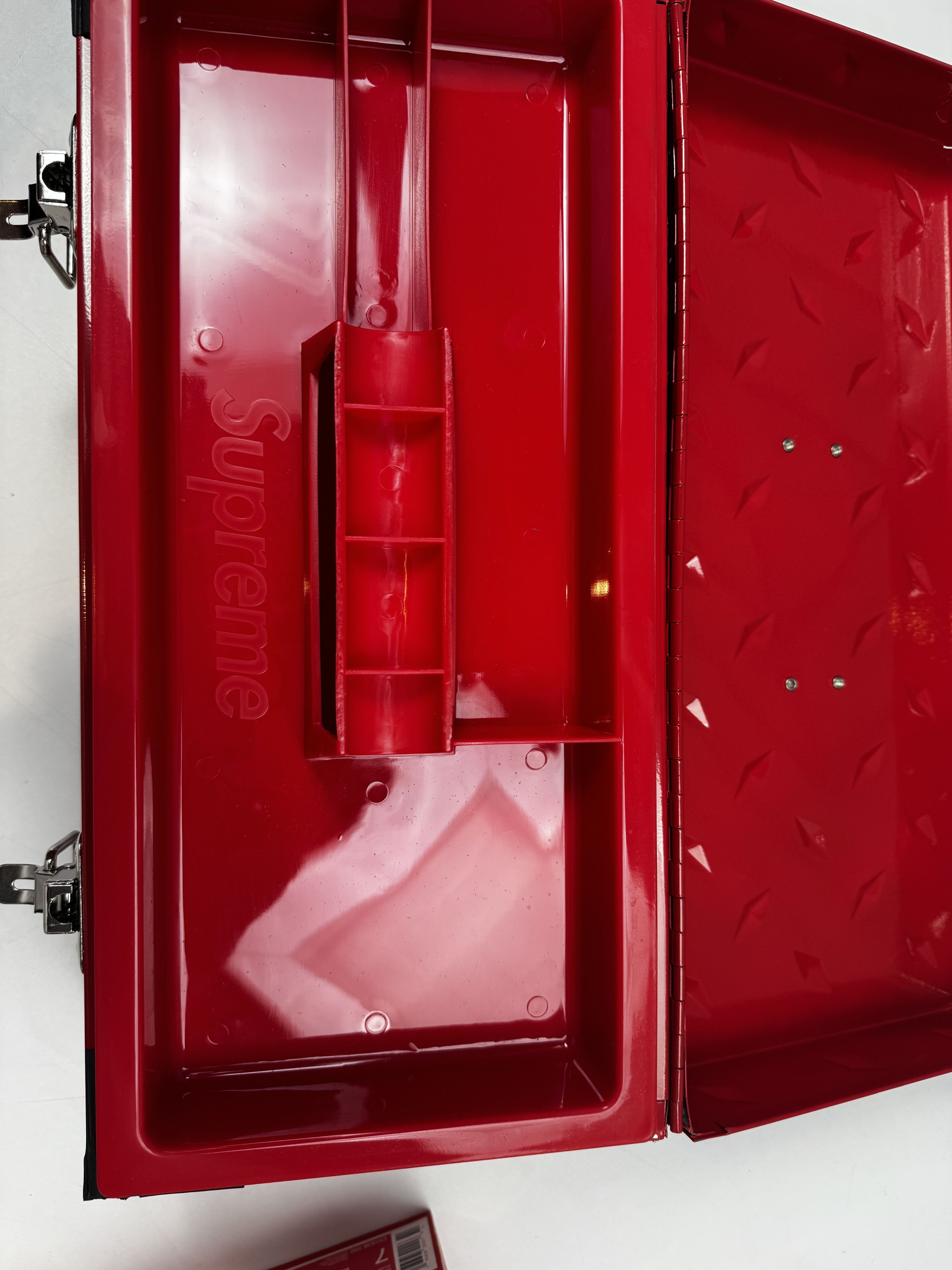 Supreme Diamond Plate Tool Box (FW18) photo 6