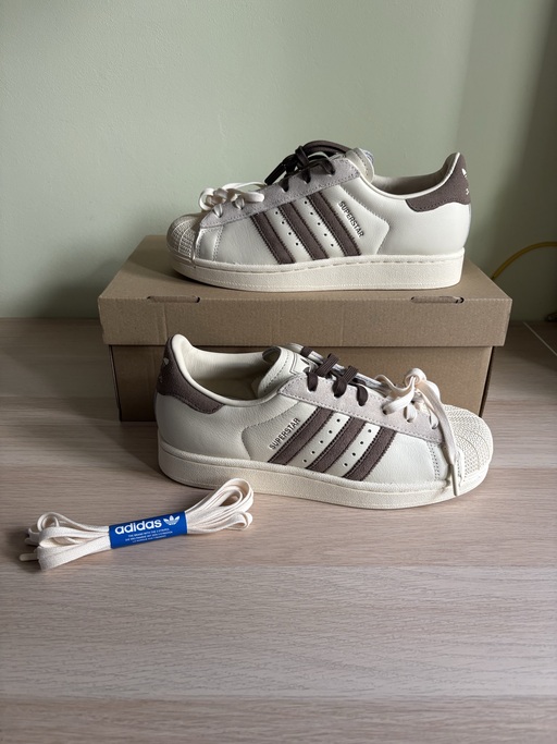 Adidas x Molly-Mae Superstar WMNS 'Latte' (2026)