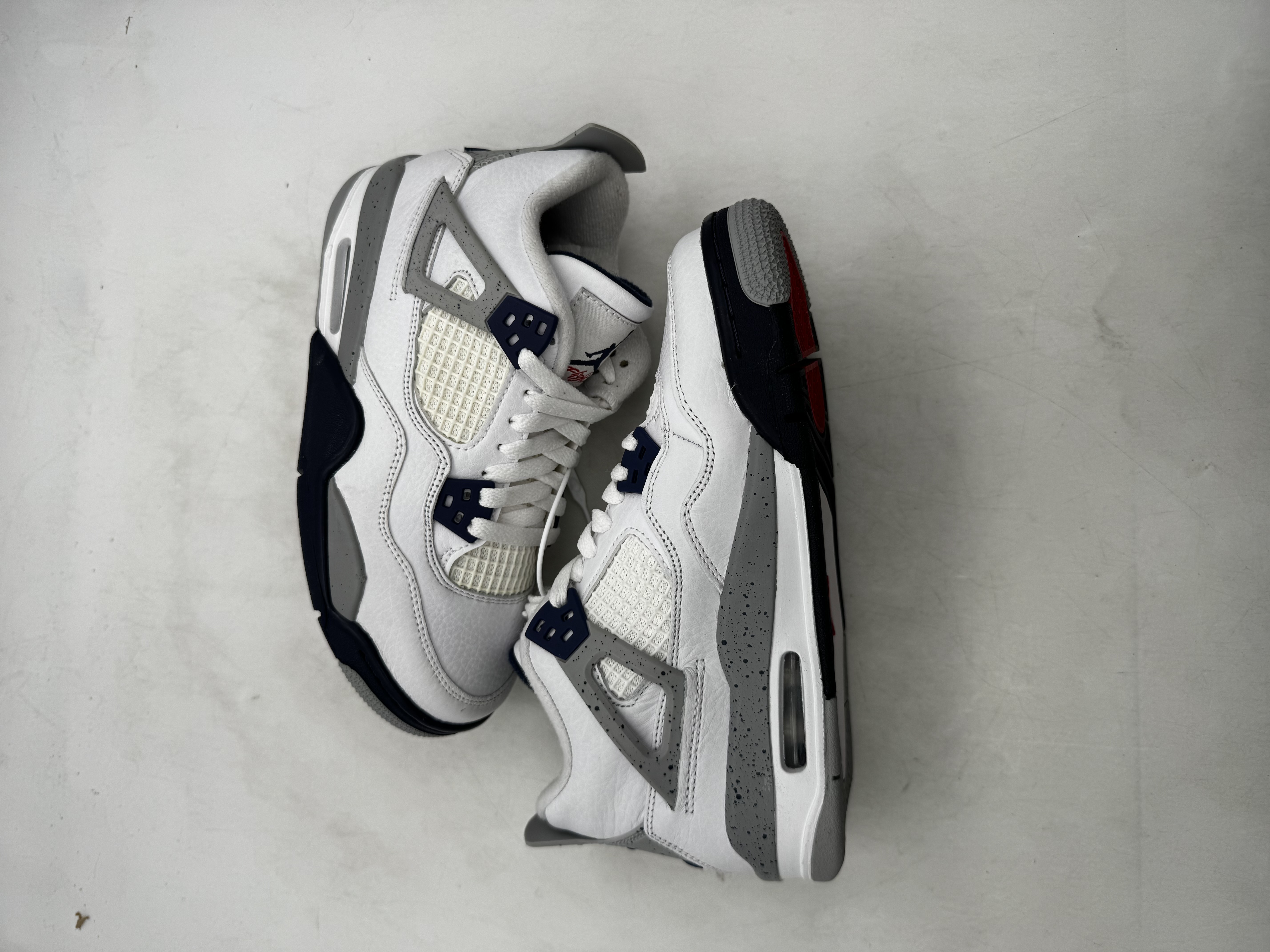 Air Jordan 4 Retro GS 'Midnight Navy' (2022) photo 8
