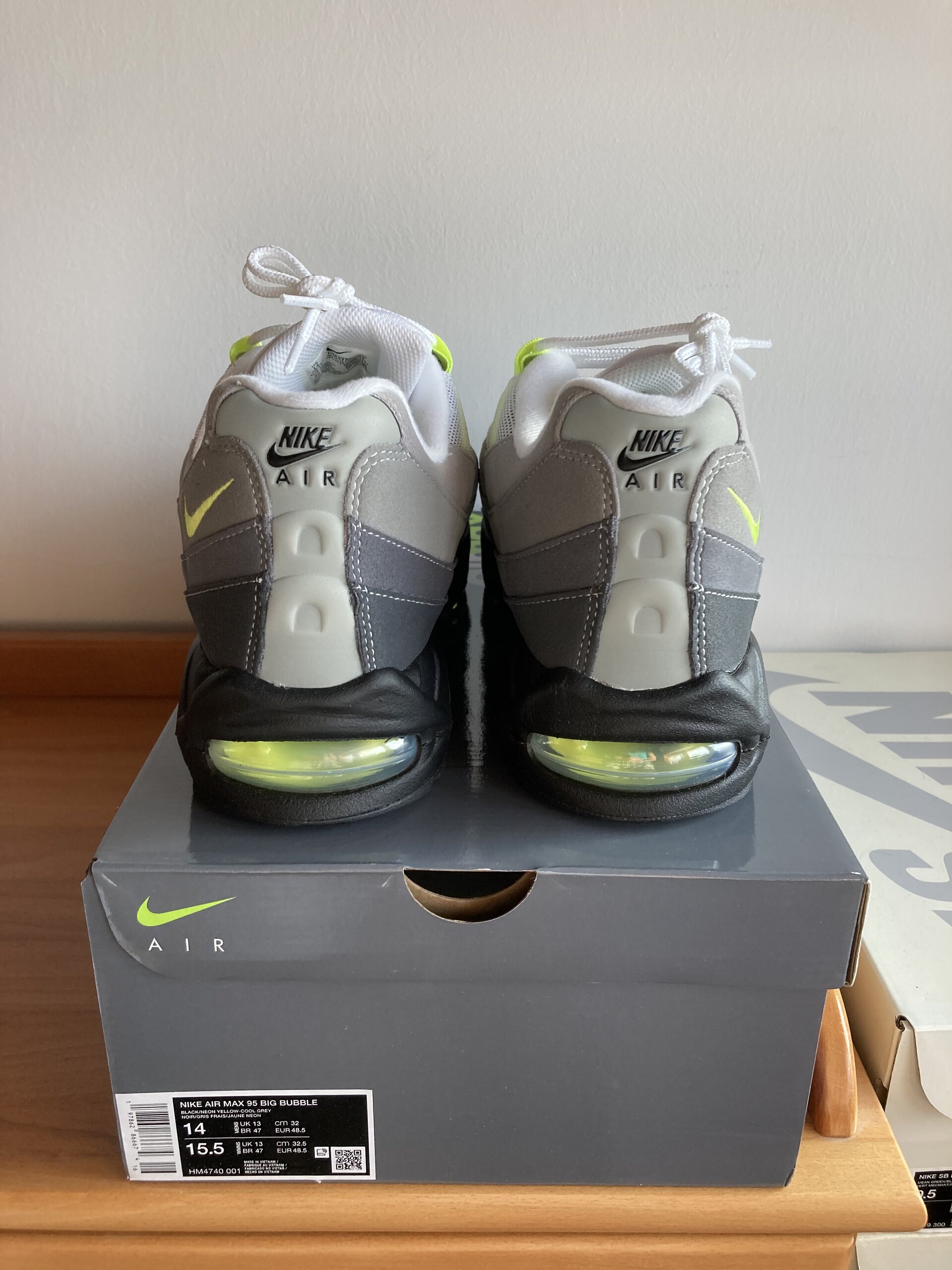 Nike Air Max 95 'Neon' (2025/2026) photo 3