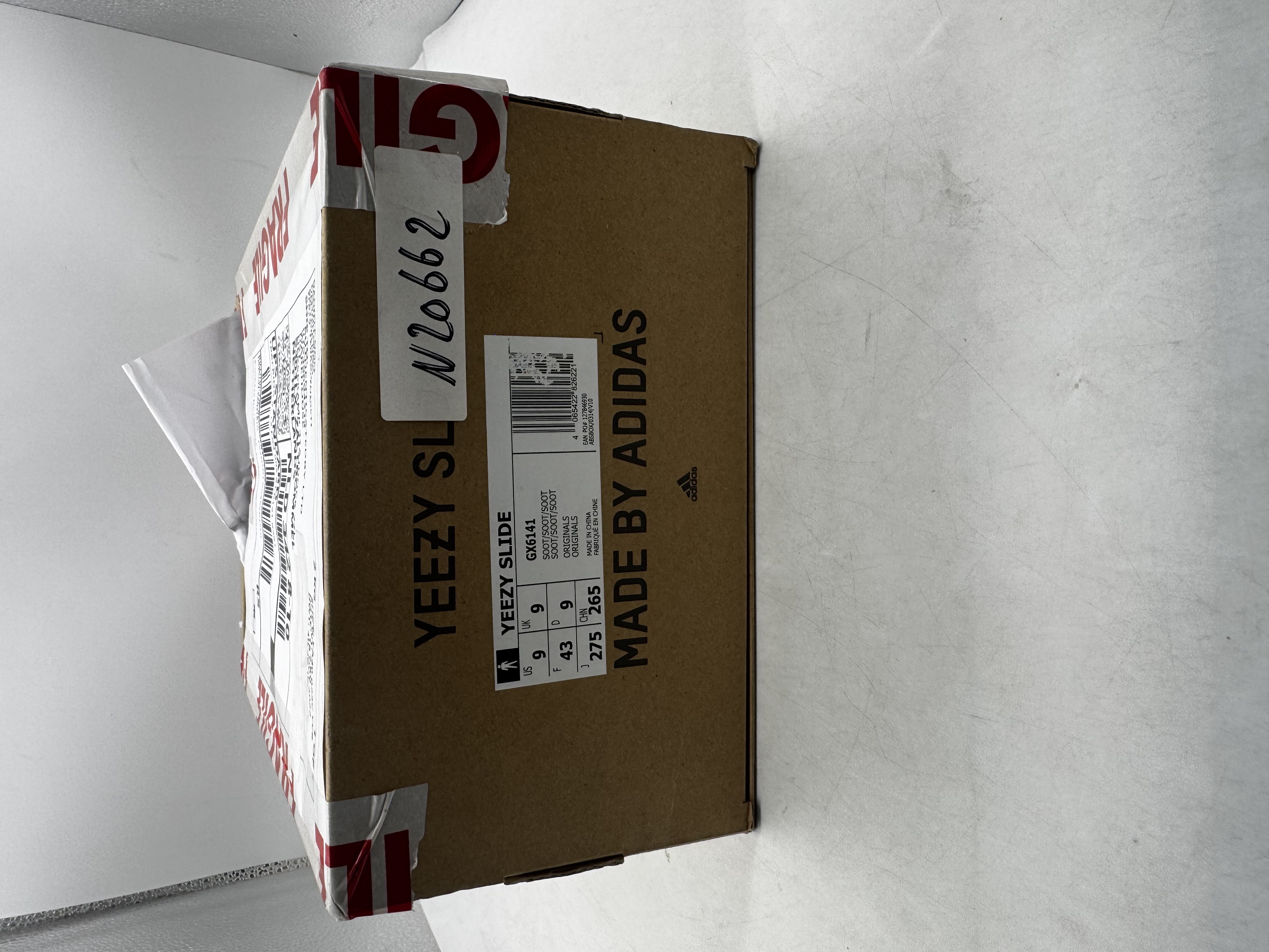Yeezy Slide 'Soot' photo 6