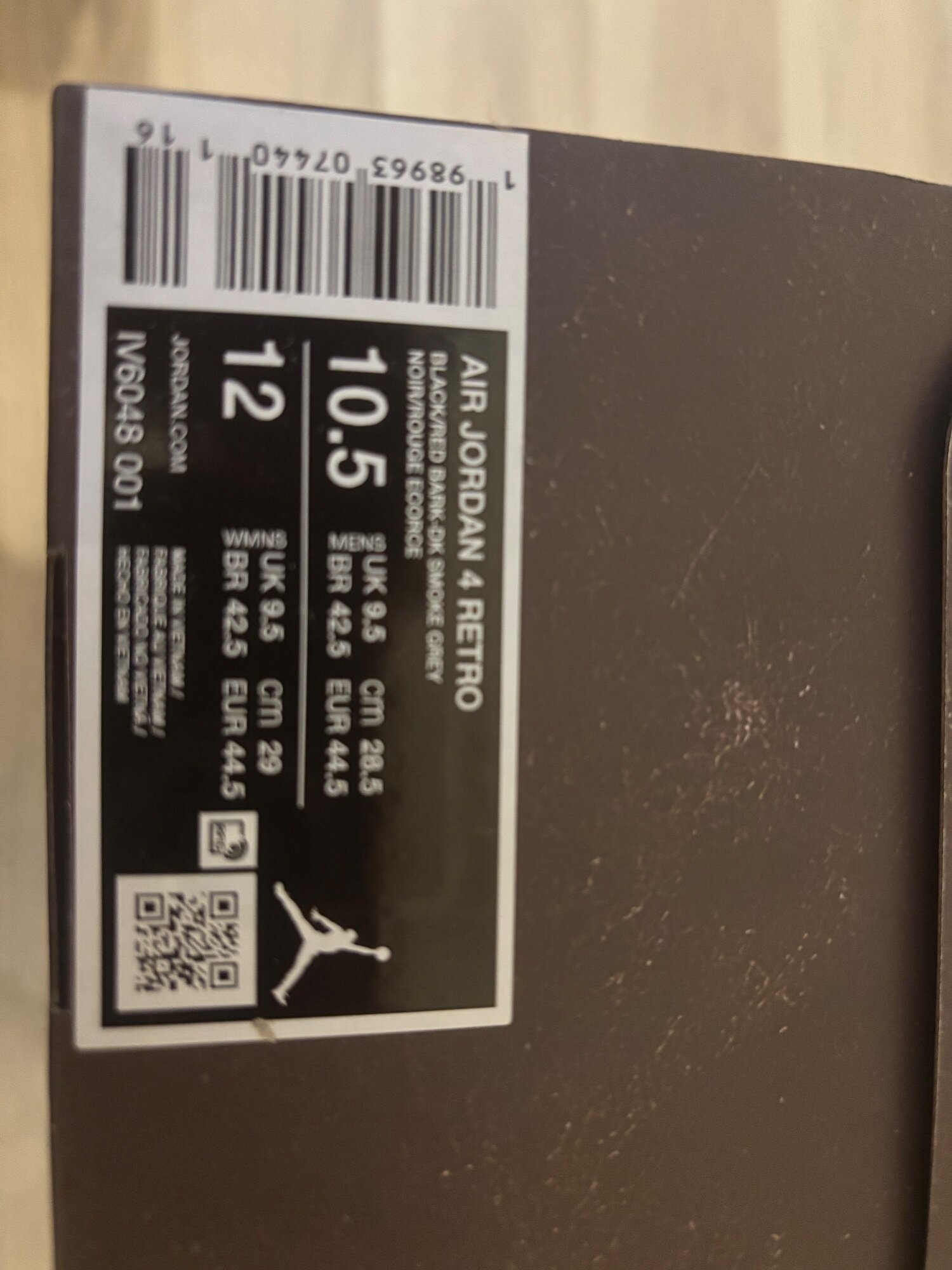 Air Jordan 4 'London Black' (2026) photo 6