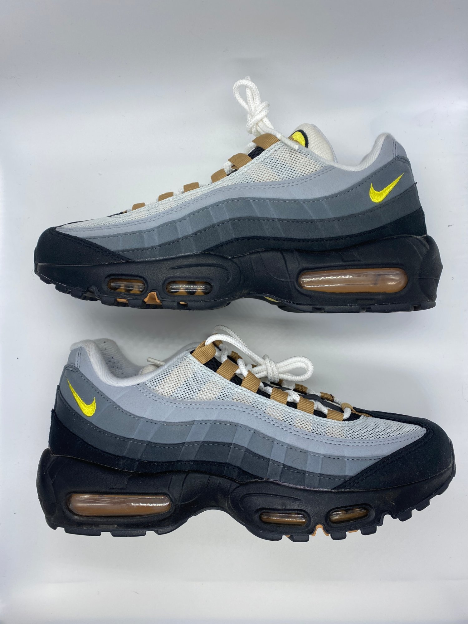 Nike Air Max 95 Icons Yellow Strike (2023) photo 1