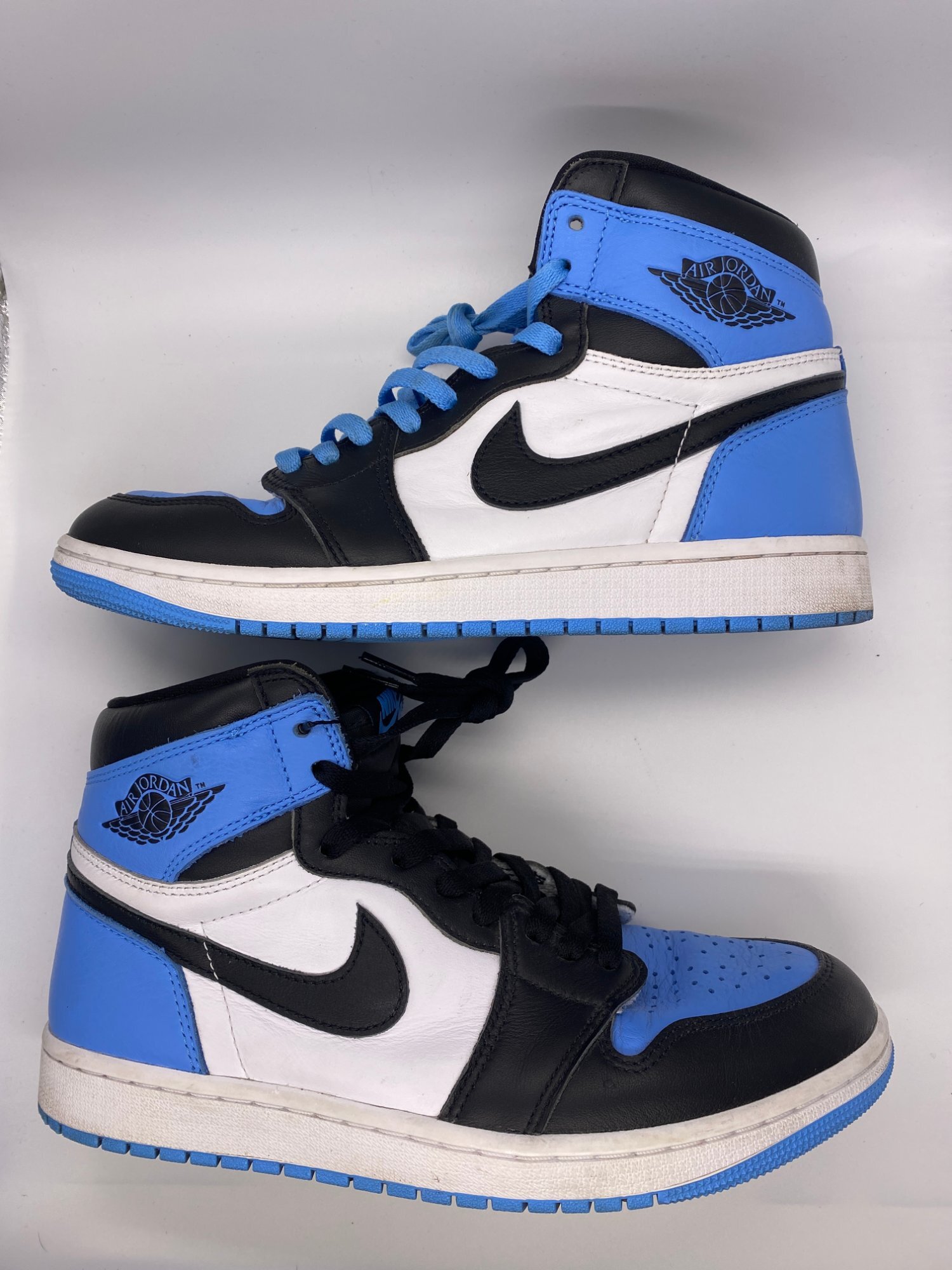 Air Jordan 1 High OG 'UNC Toe' (2023) photo 1
