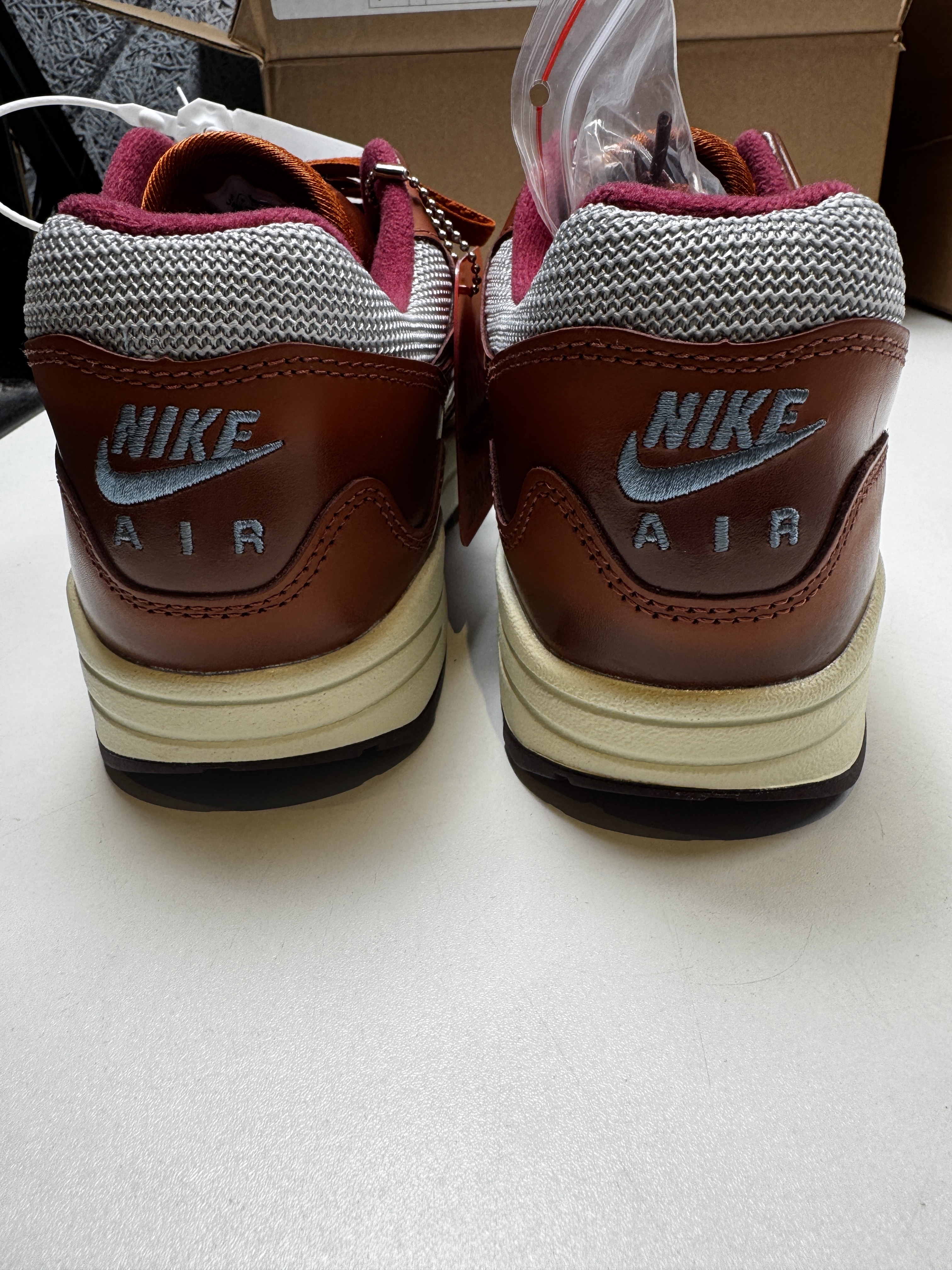 Nike x Patta Air Max 1 Dark Russet (2022) photo 2
