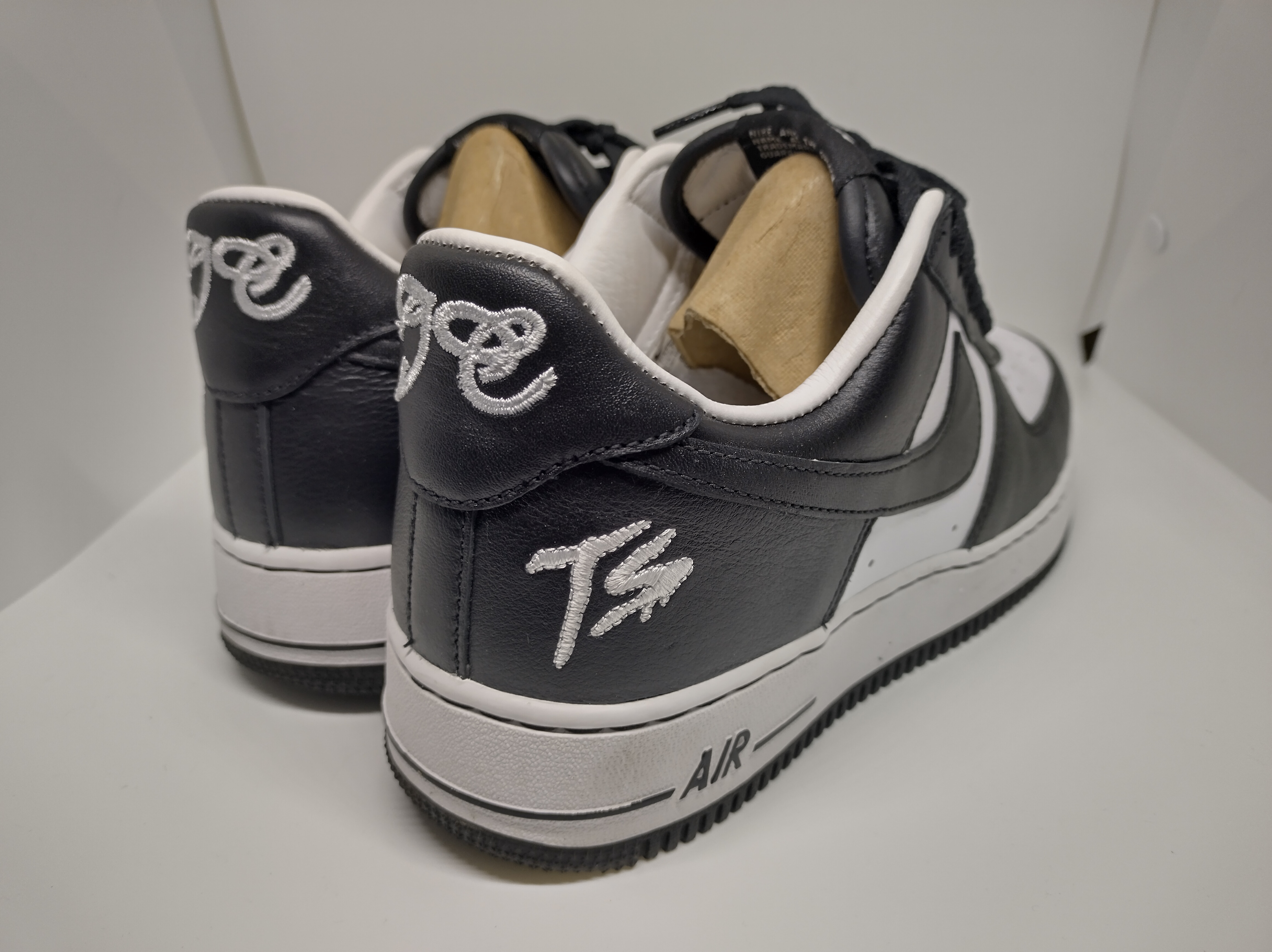 Nike x Fat Joe Air Force 1 Low 'Terror Squad' (2023) photo 3