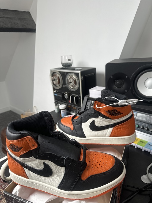 Air Jordan 1 High 'Shattered Backboard' (2025)