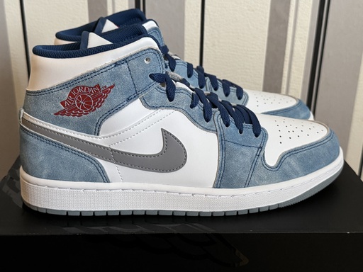Air Jordan 1 Mid French Blue Fire Red (2022)