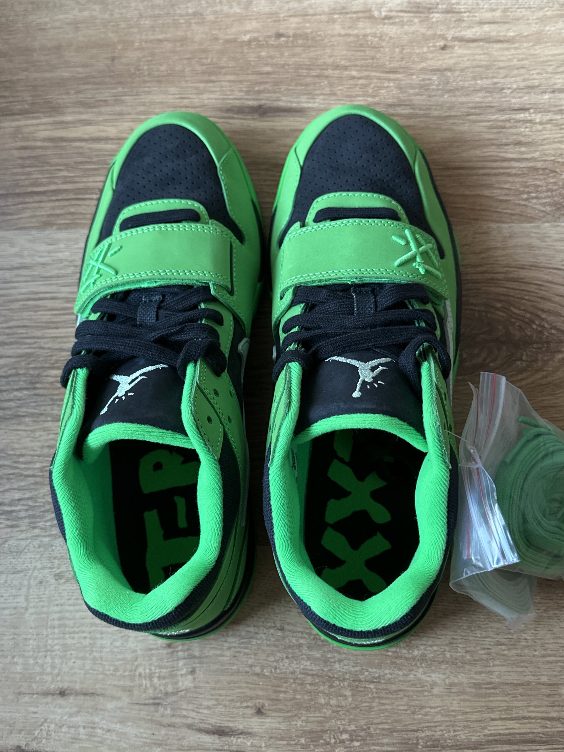 Air Jordan x Travis Scott Jumpman Jack 'Green Spark' (2026) photo 3