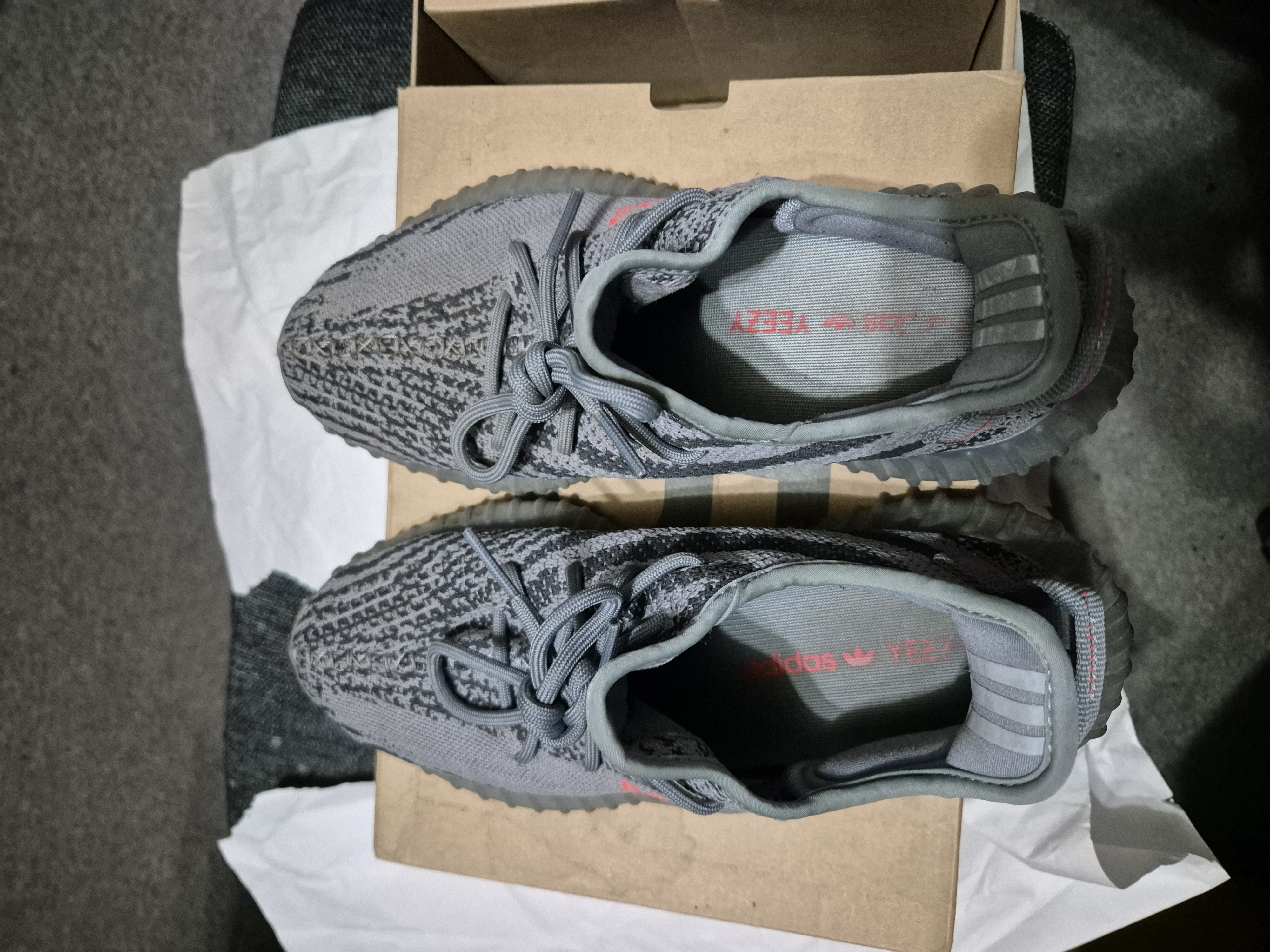 Yeezy Boost 350 V2 'Beluga 2.0' (2017) photo 3