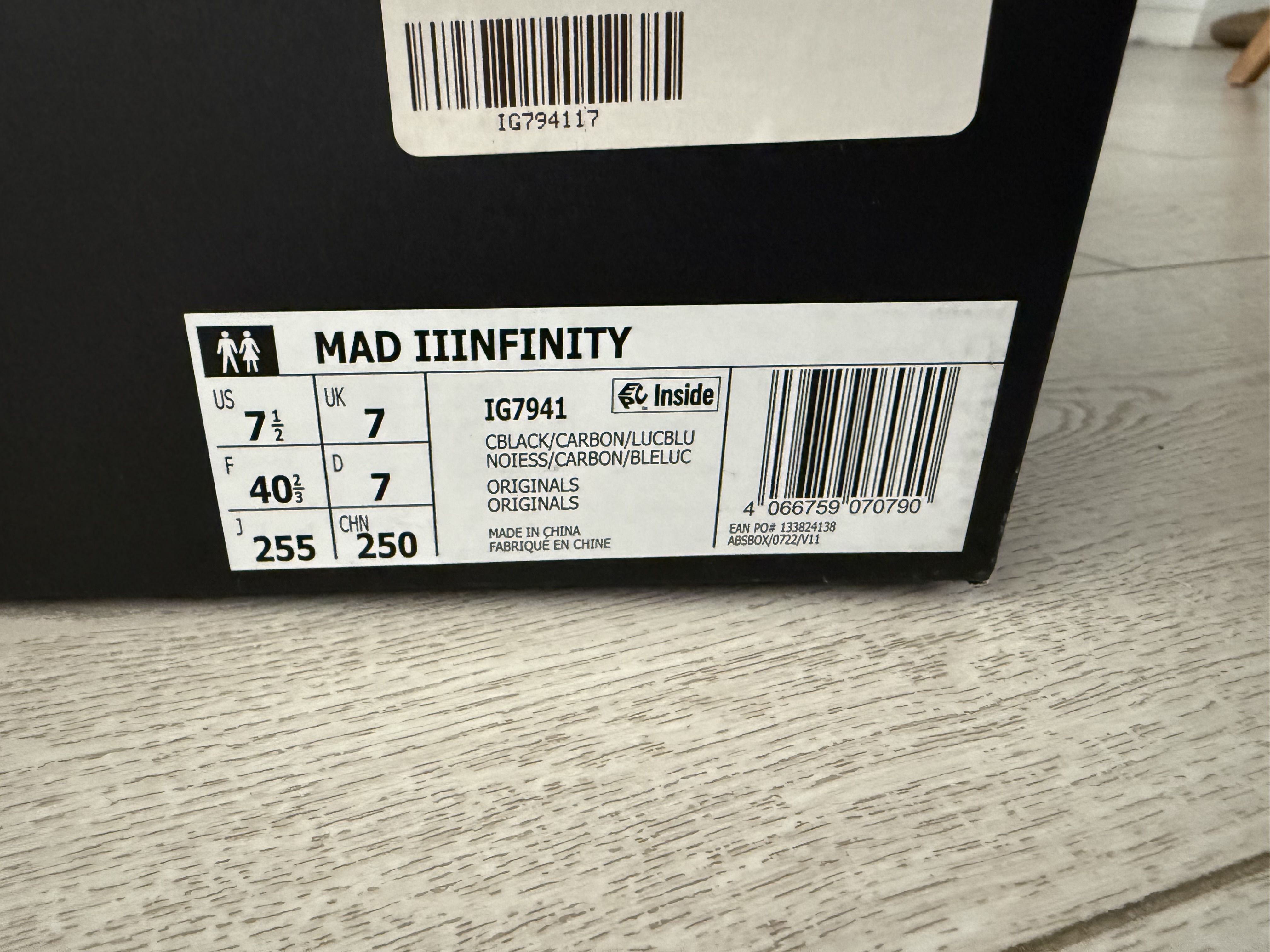 Adidas Mad IIInfinity 'Core Black' (2024) photo 5